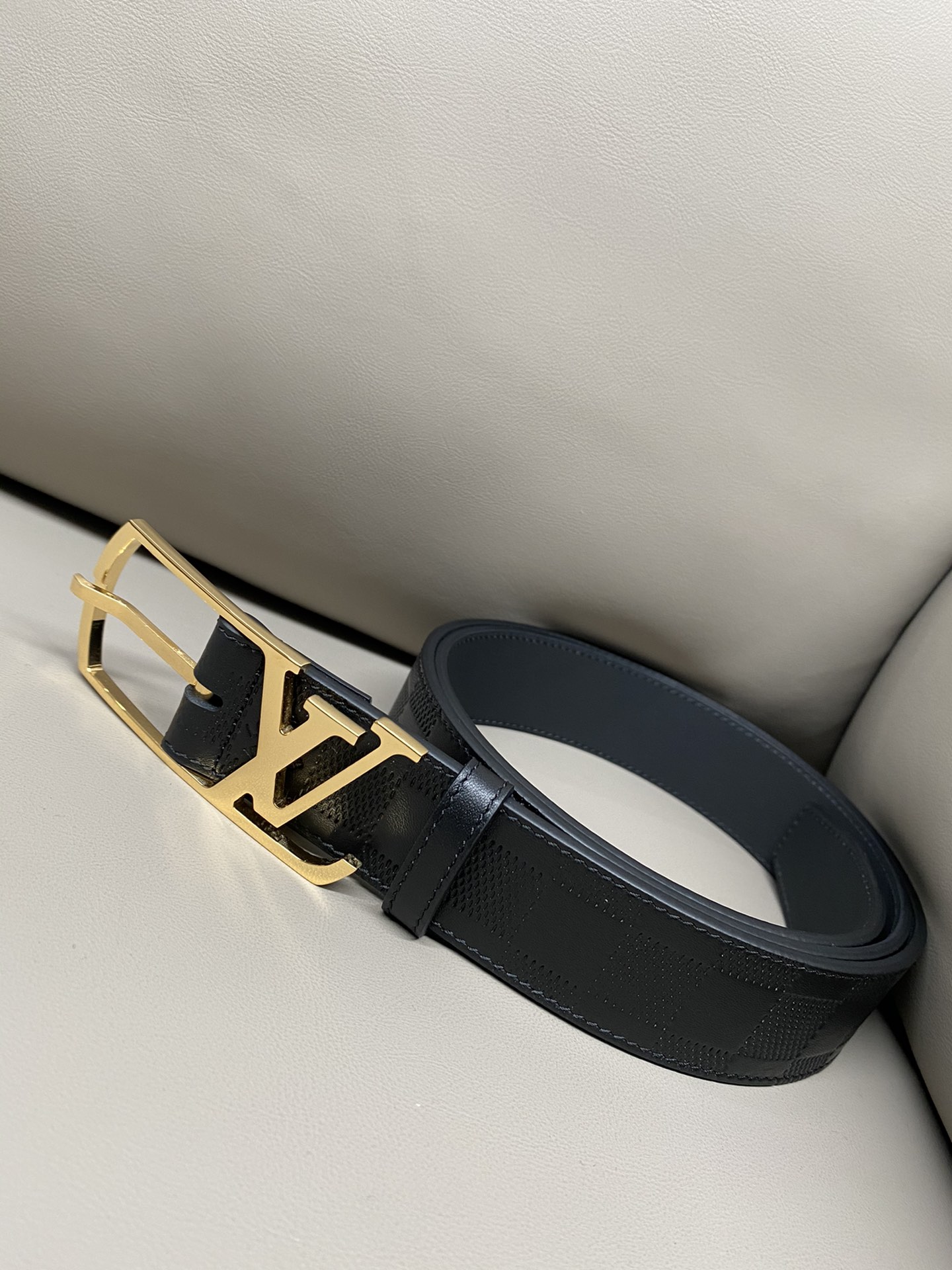 Louis Vuitton Pin Buckle Belt S-m-l