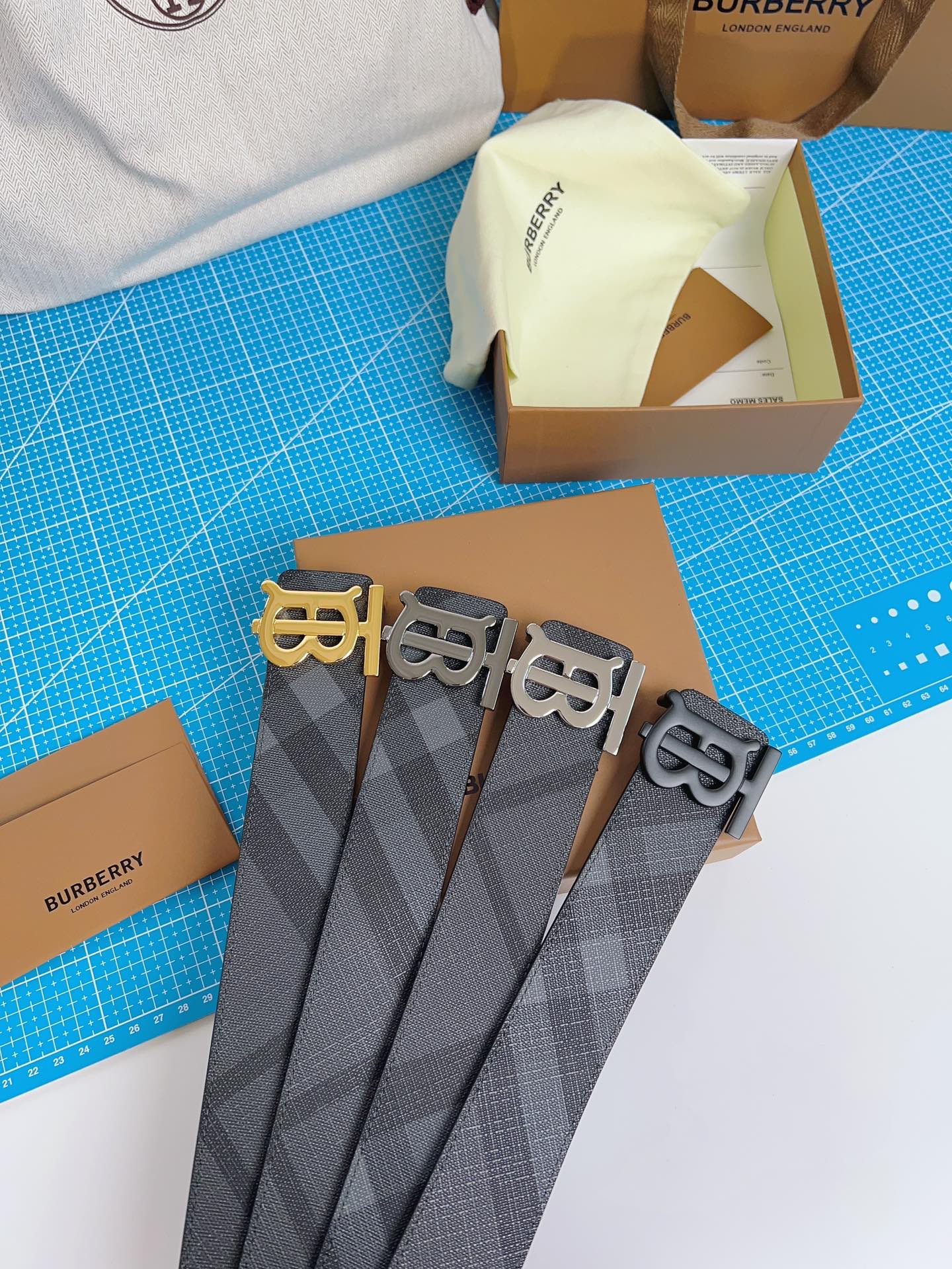 Burberry Male Basic Belt M