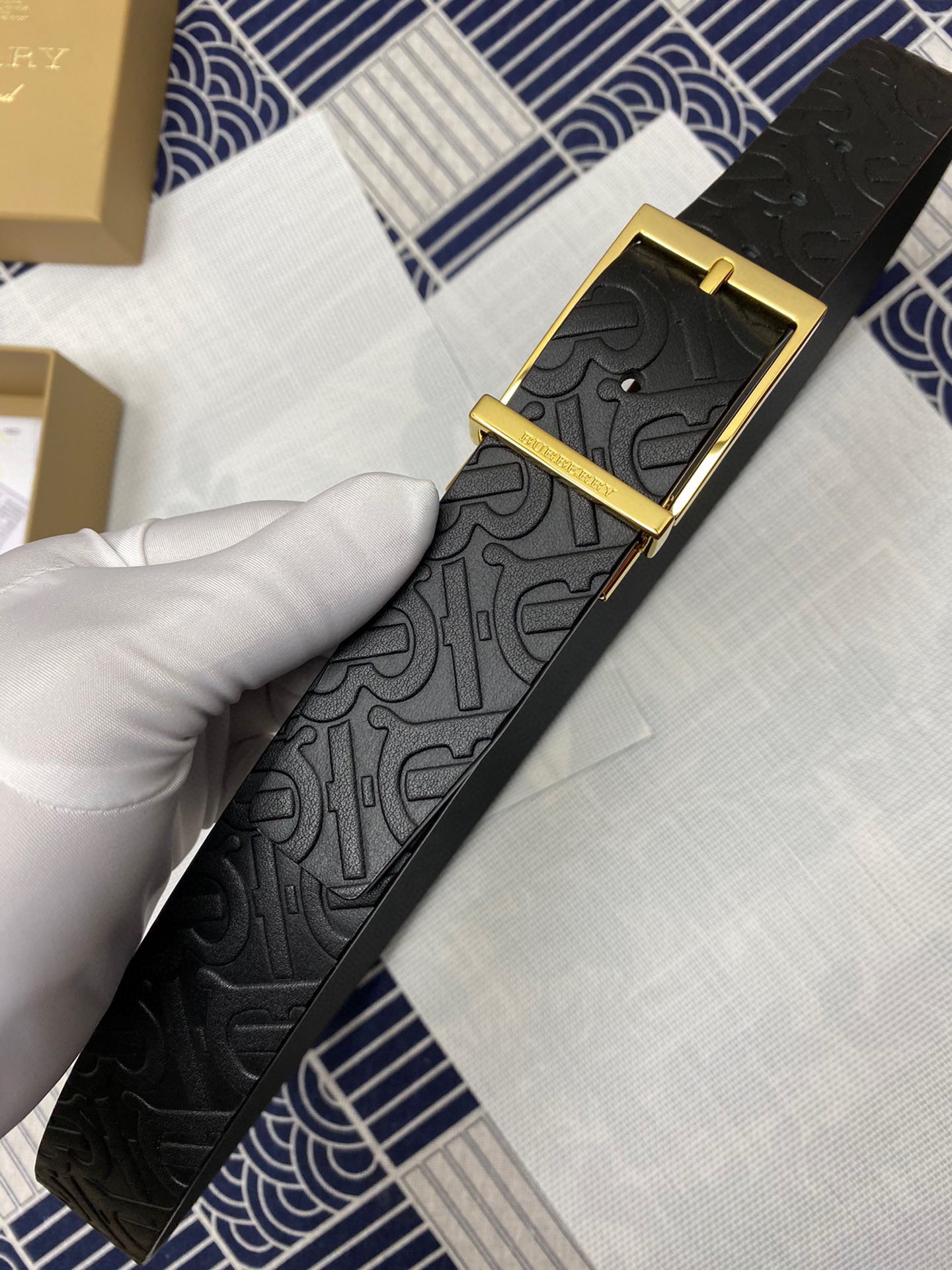 Burberry Male Leather Belt Cow Leather M