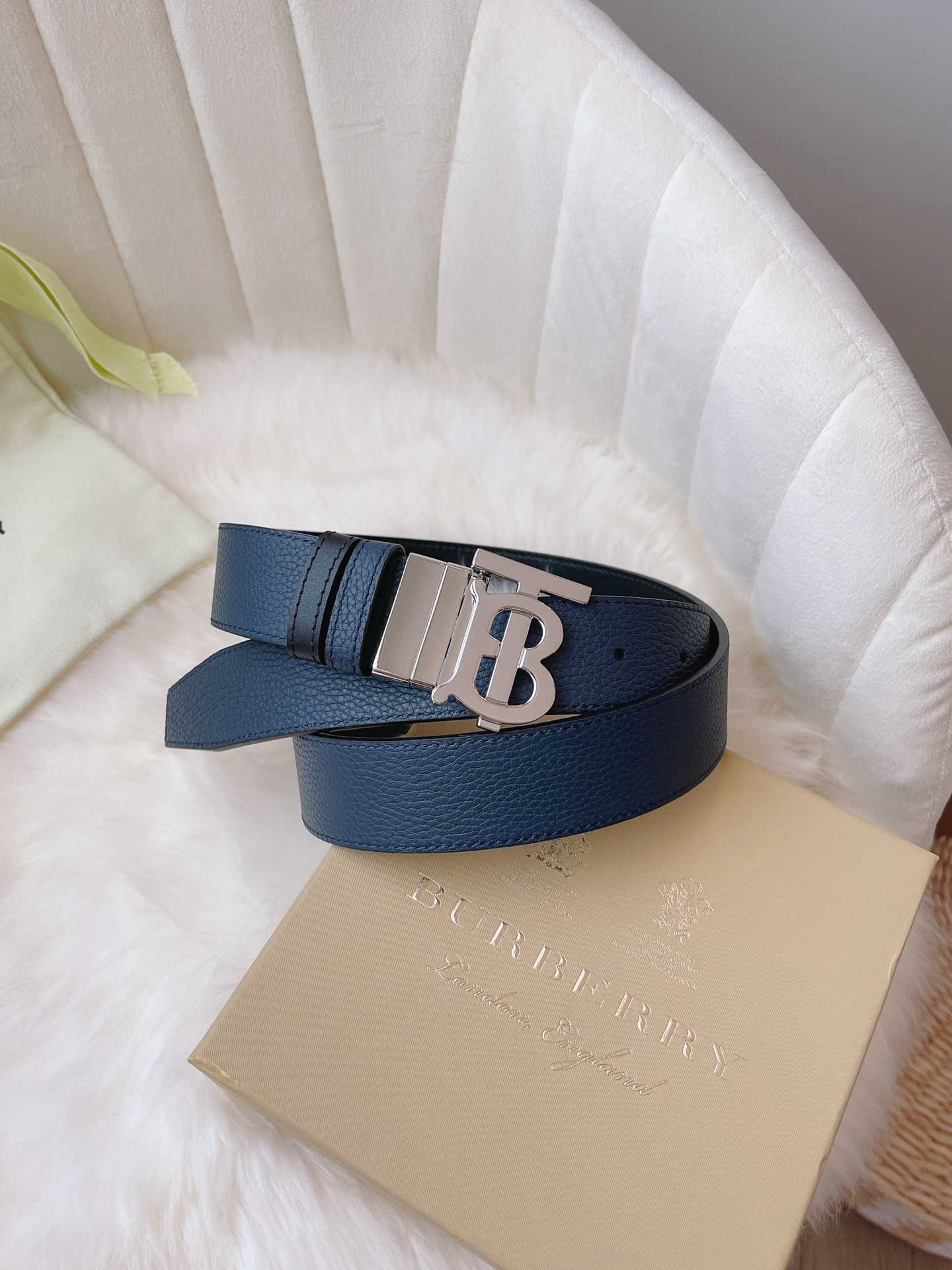 Burberry Male Leather Belt 35mm
