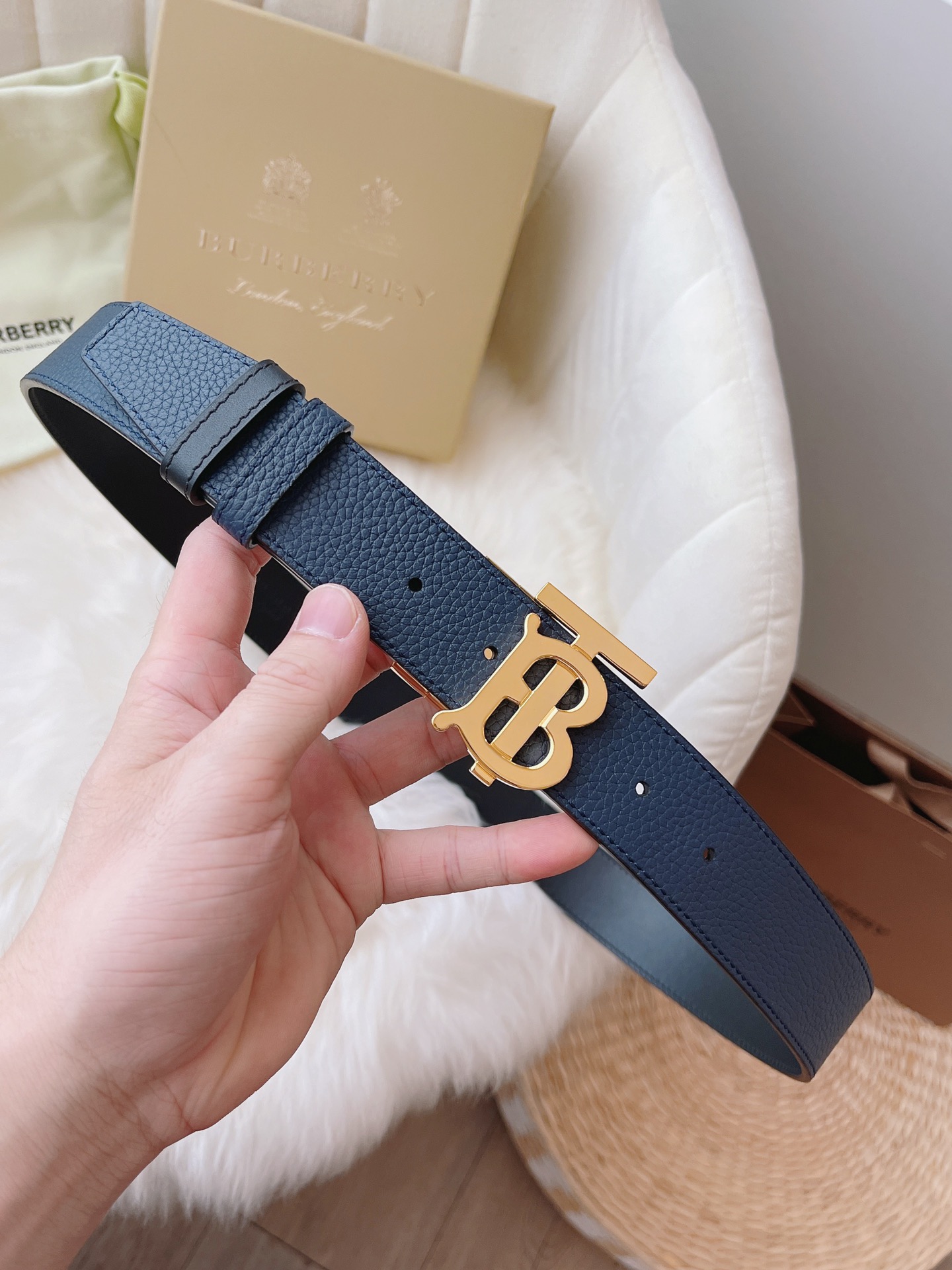 Burberry Male Leather Belt 35mm