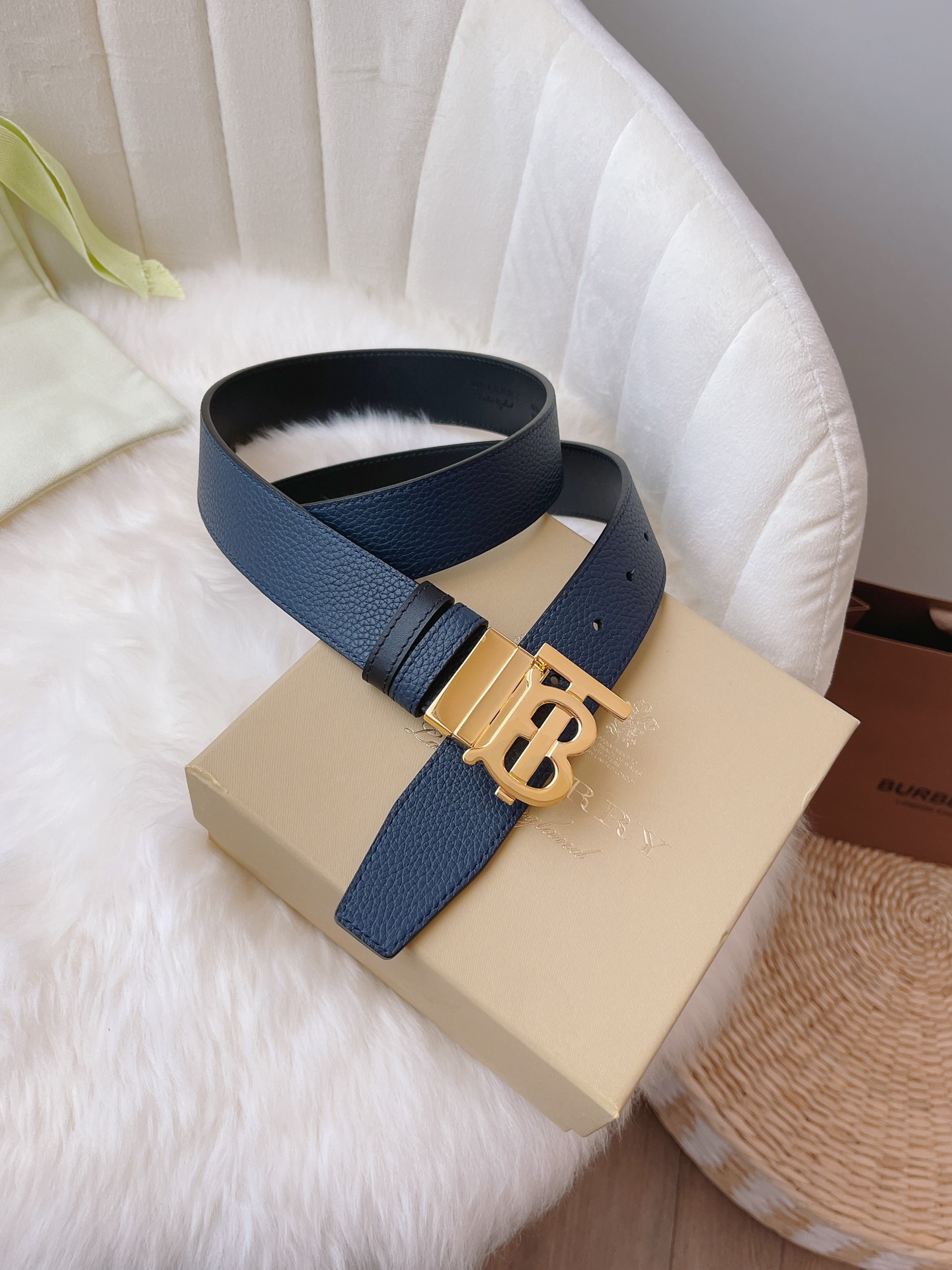 Burberry Male Leather Belt 35mm