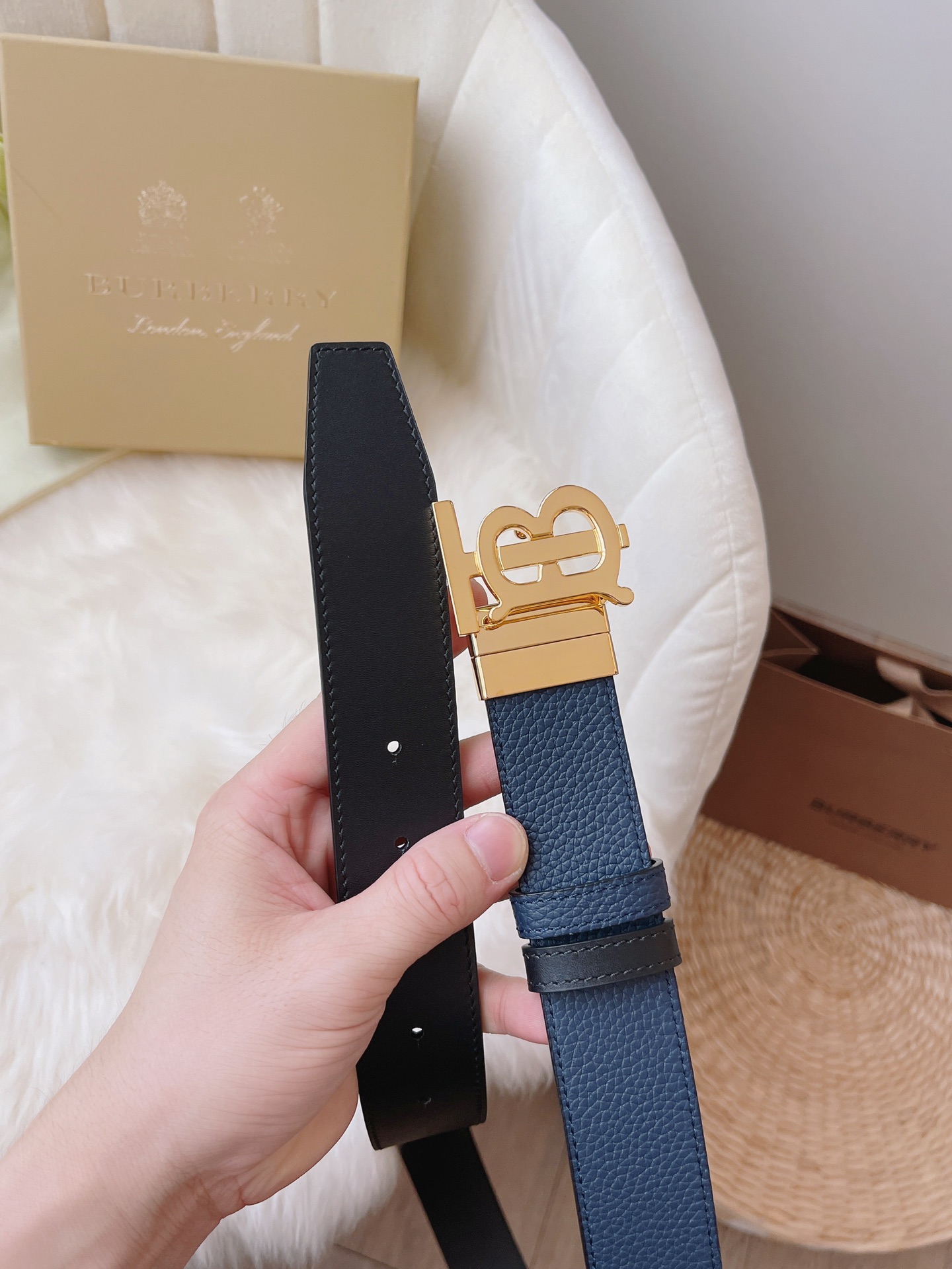 Burberry Male Leather Belt 35mm