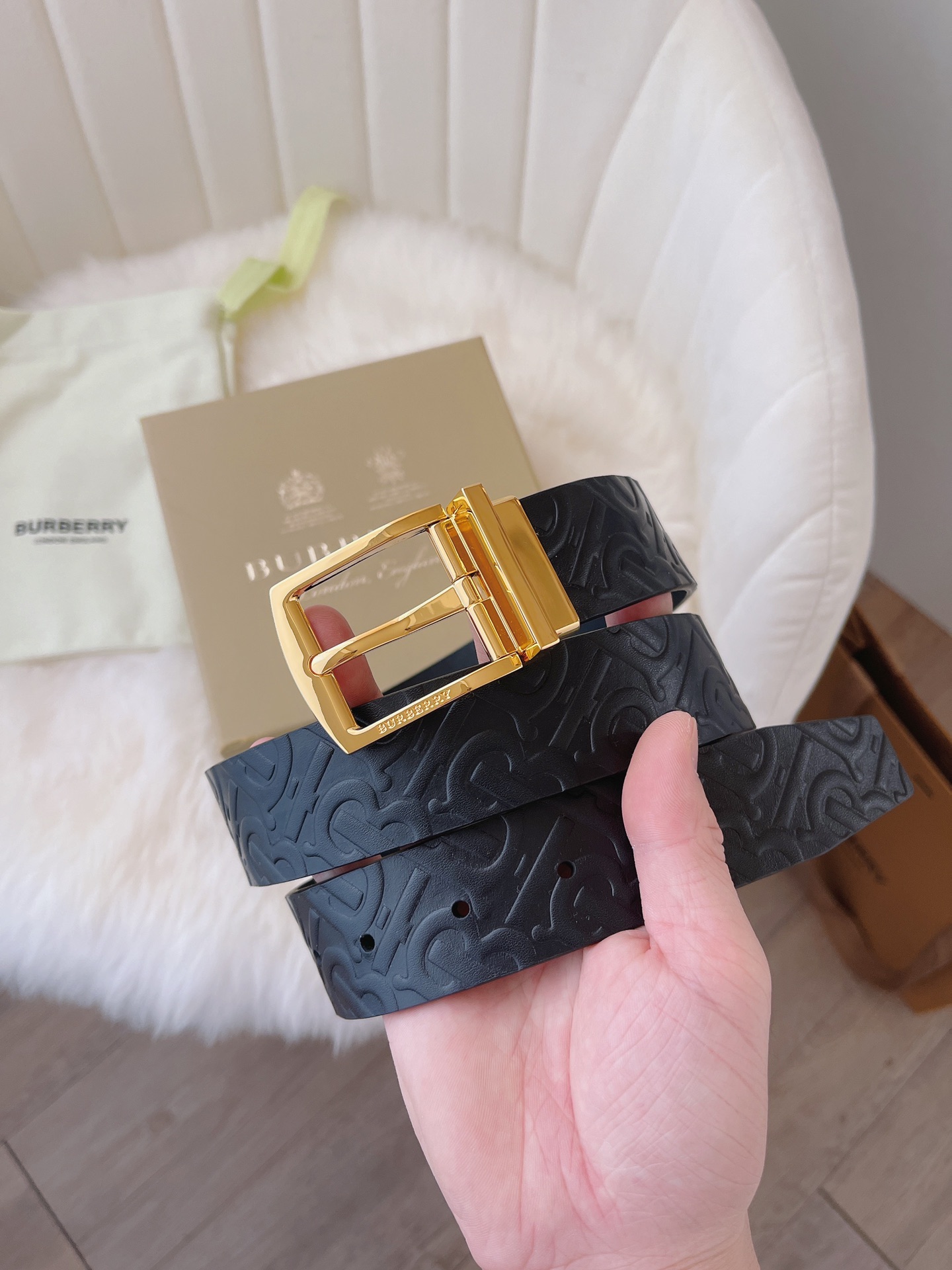 Burberry Male Leather Belt 35mm