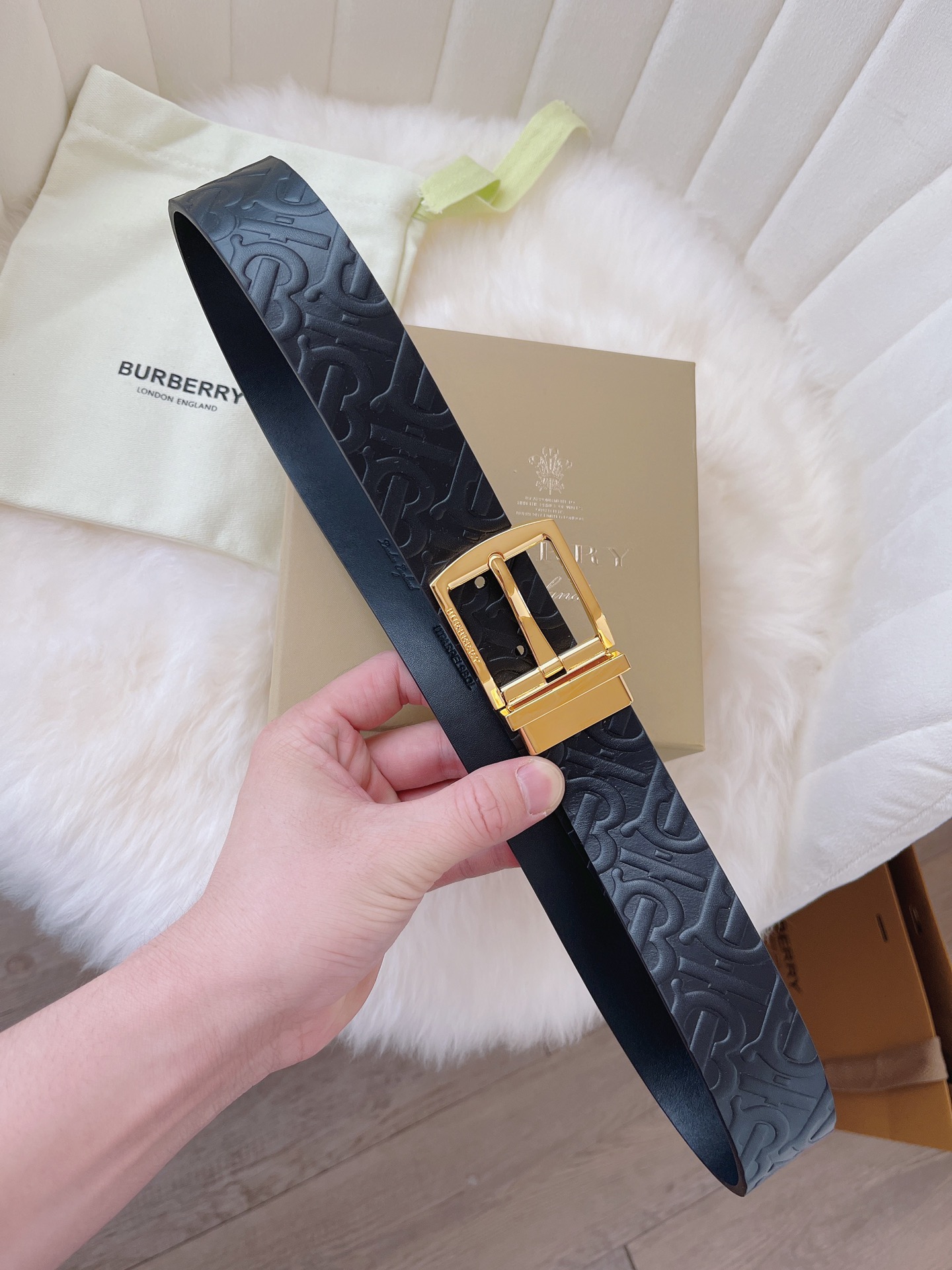 Burberry Male Leather Belt 35mm