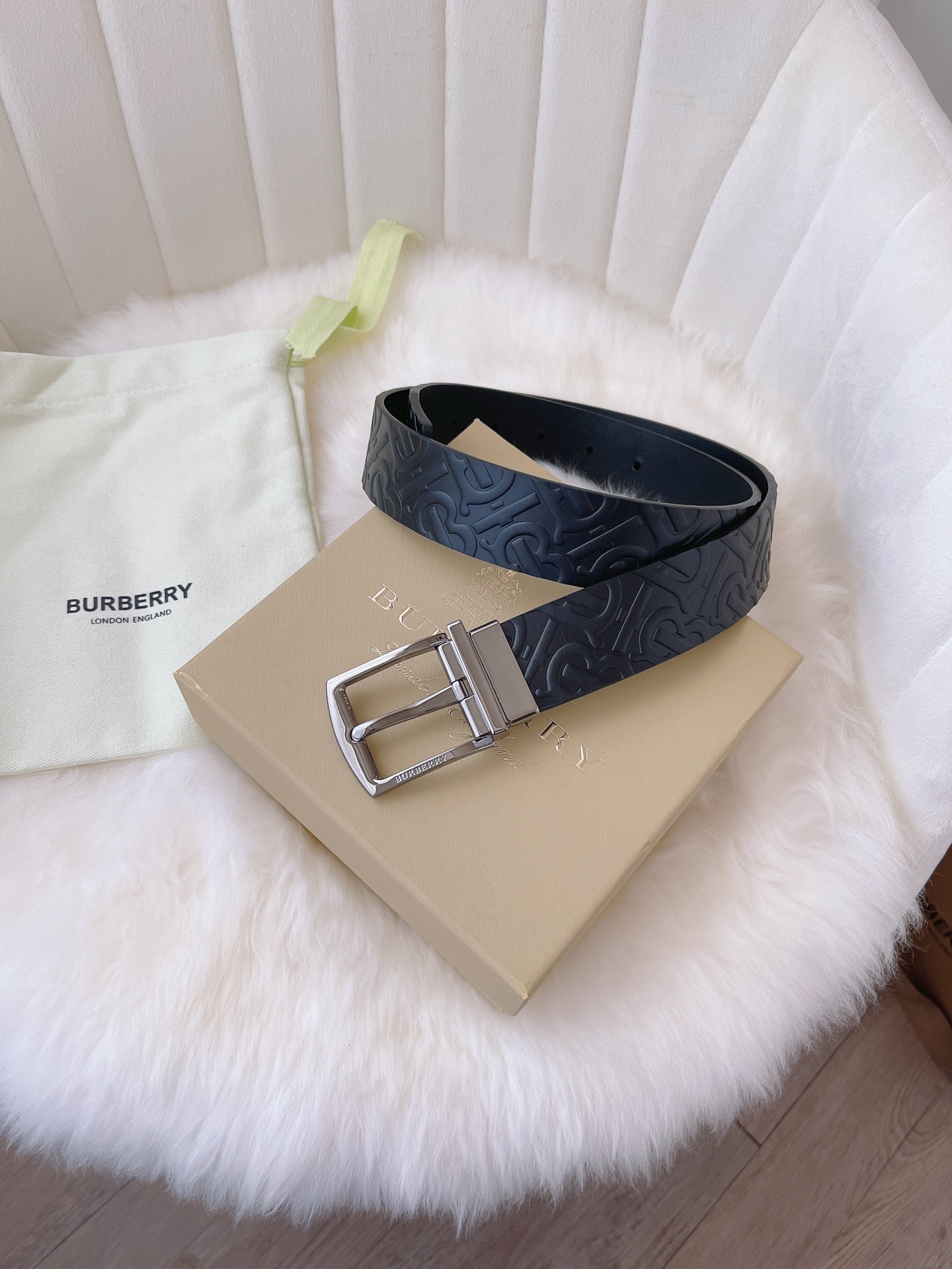 Burberry Male Leather Belt 35mm