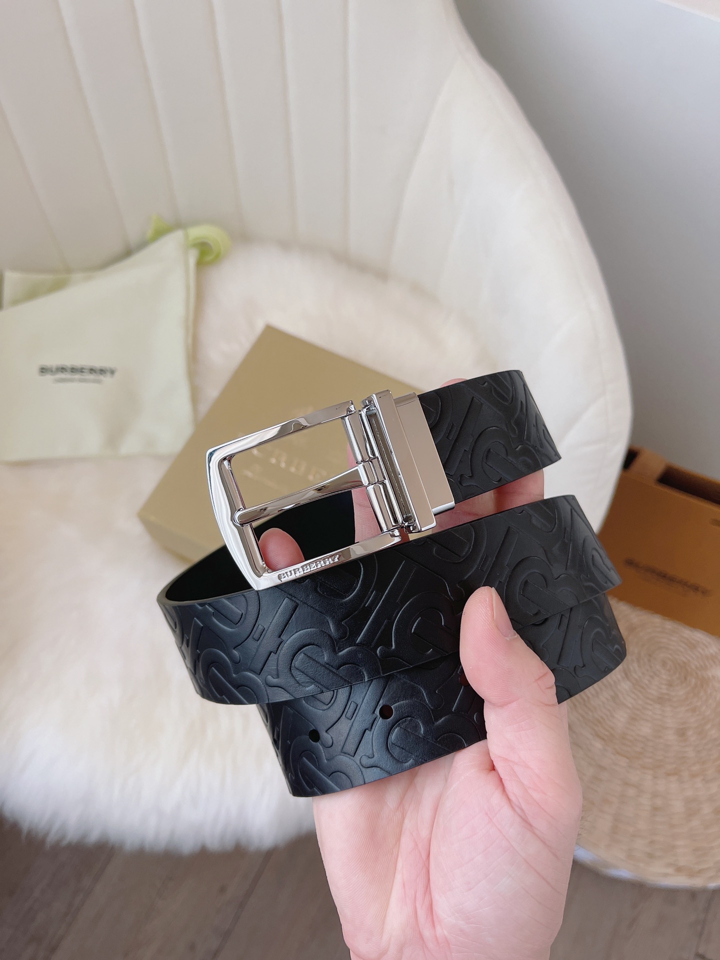 Burberry Male Leather Belt 35mm