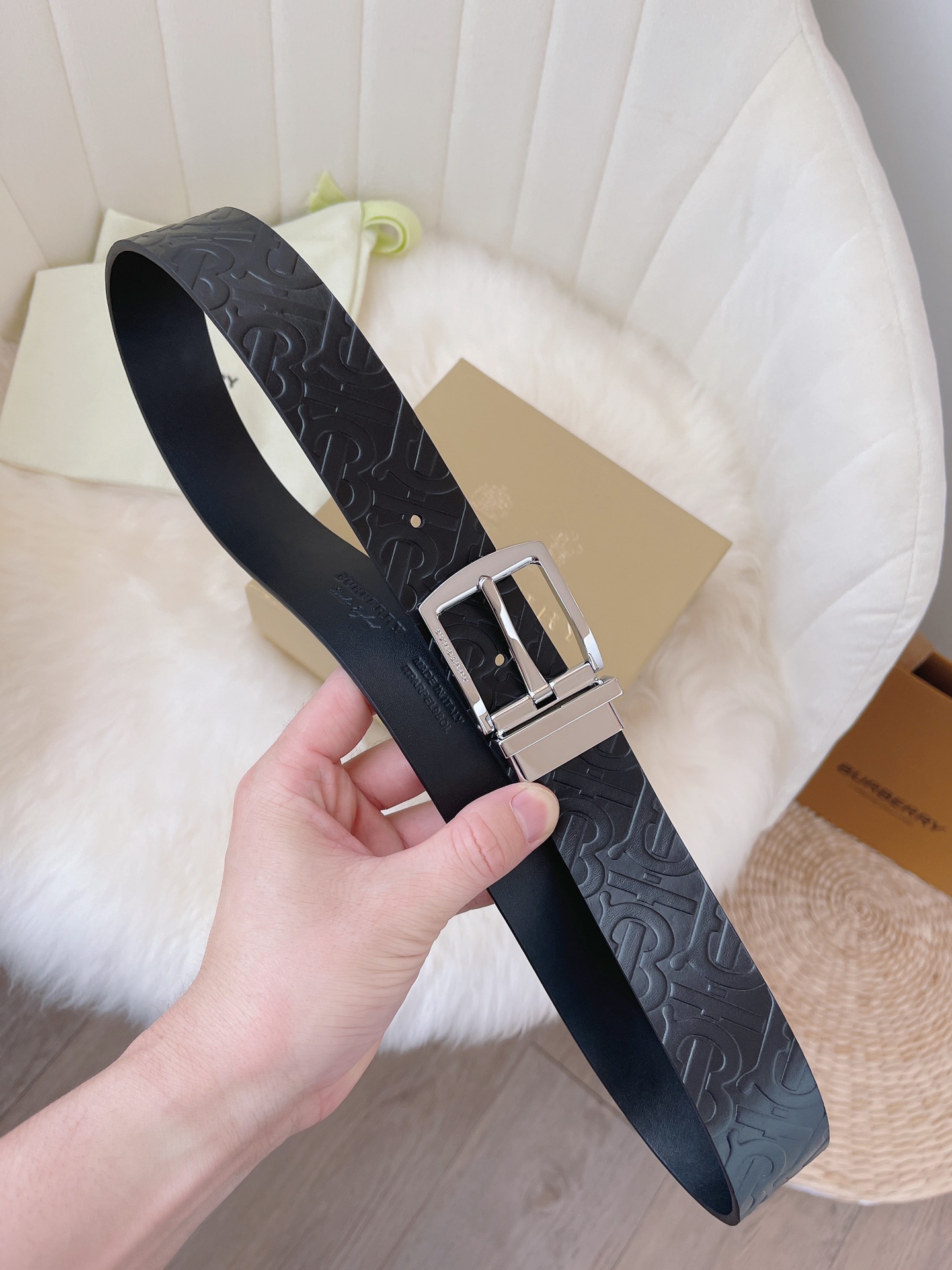 Burberry Male Leather Belt 35mm
