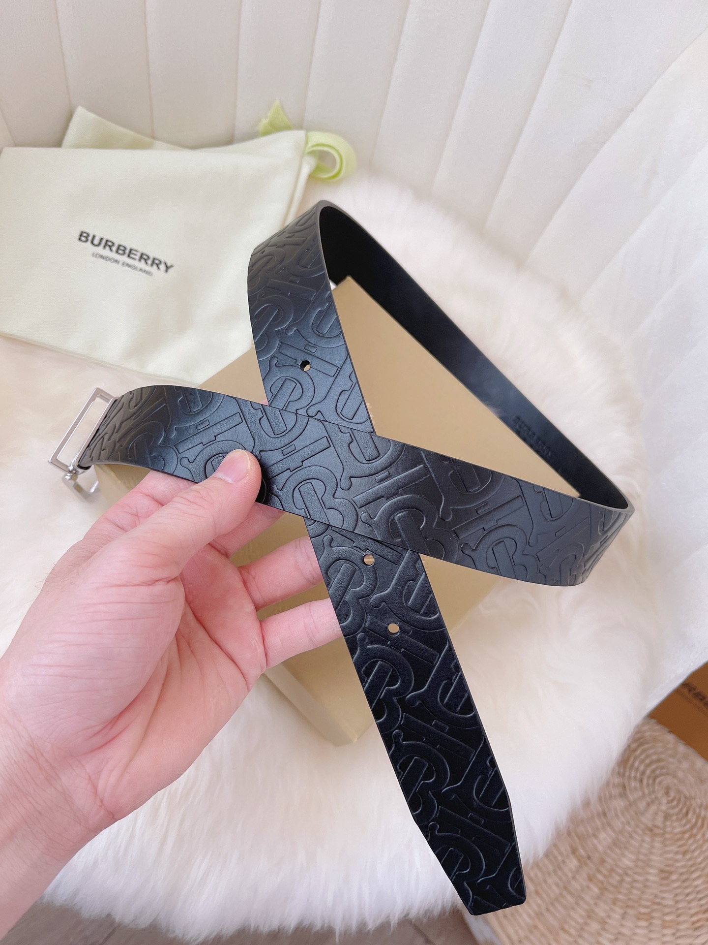 Burberry Male Leather Belt 35mm
