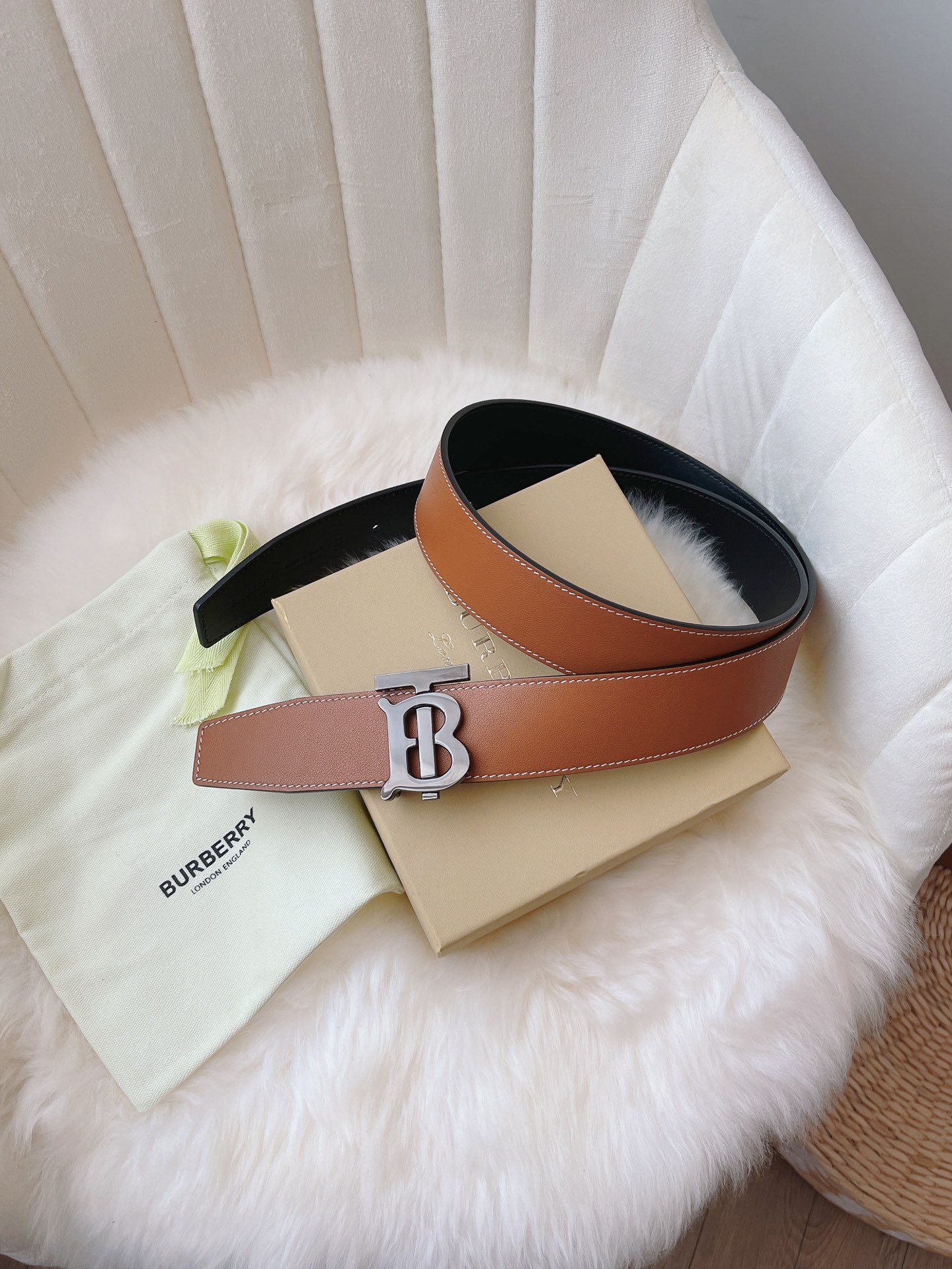Burberry Male Leather Belt Top Grain Leather 38mm
