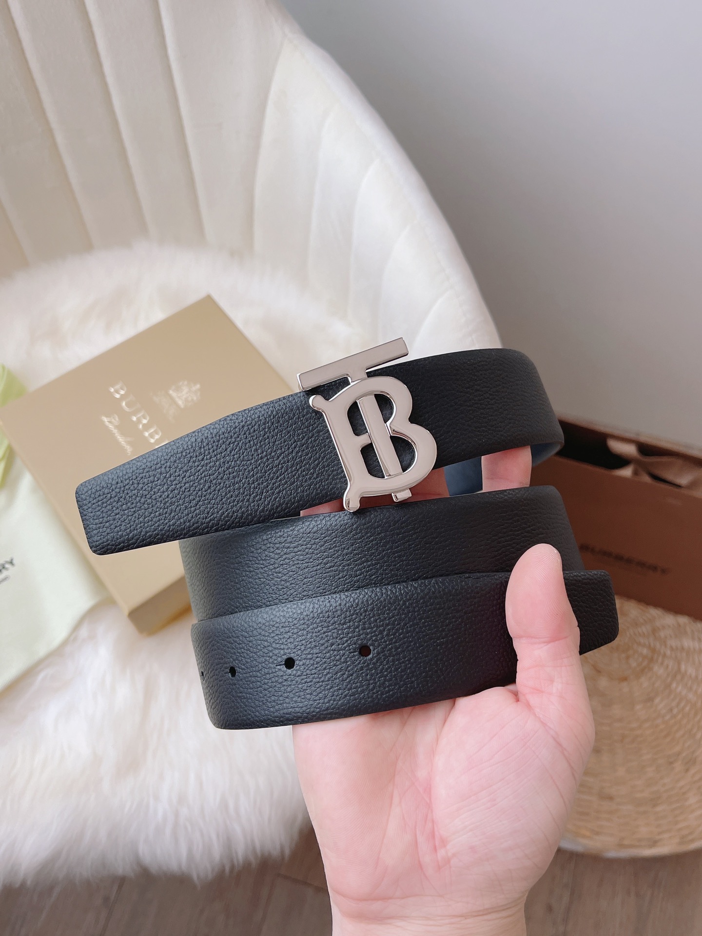 Burberry Male Leather Belt Top Grain Leather 38mm