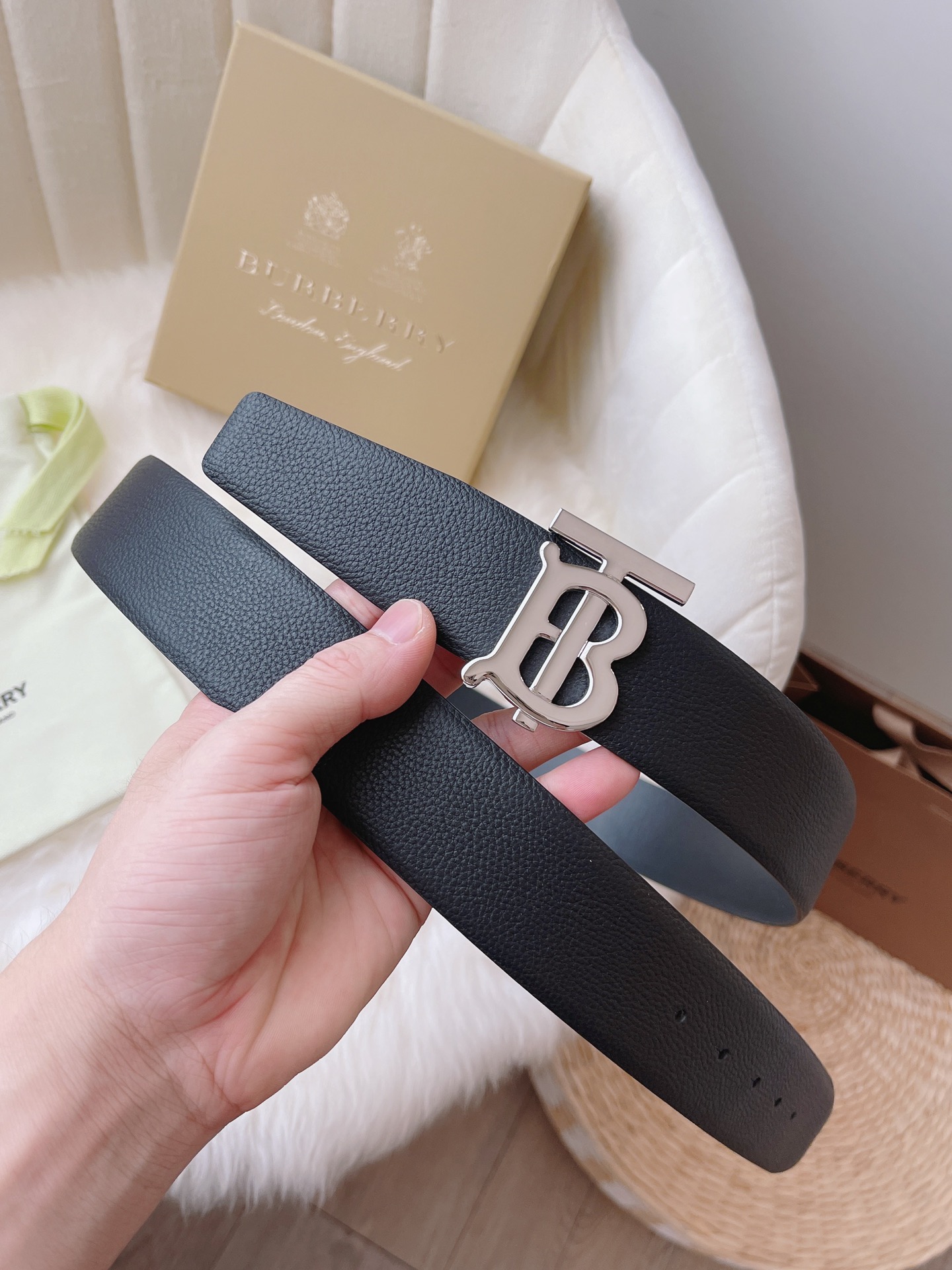 Burberry Male Leather Belt Top Grain Leather 38mm