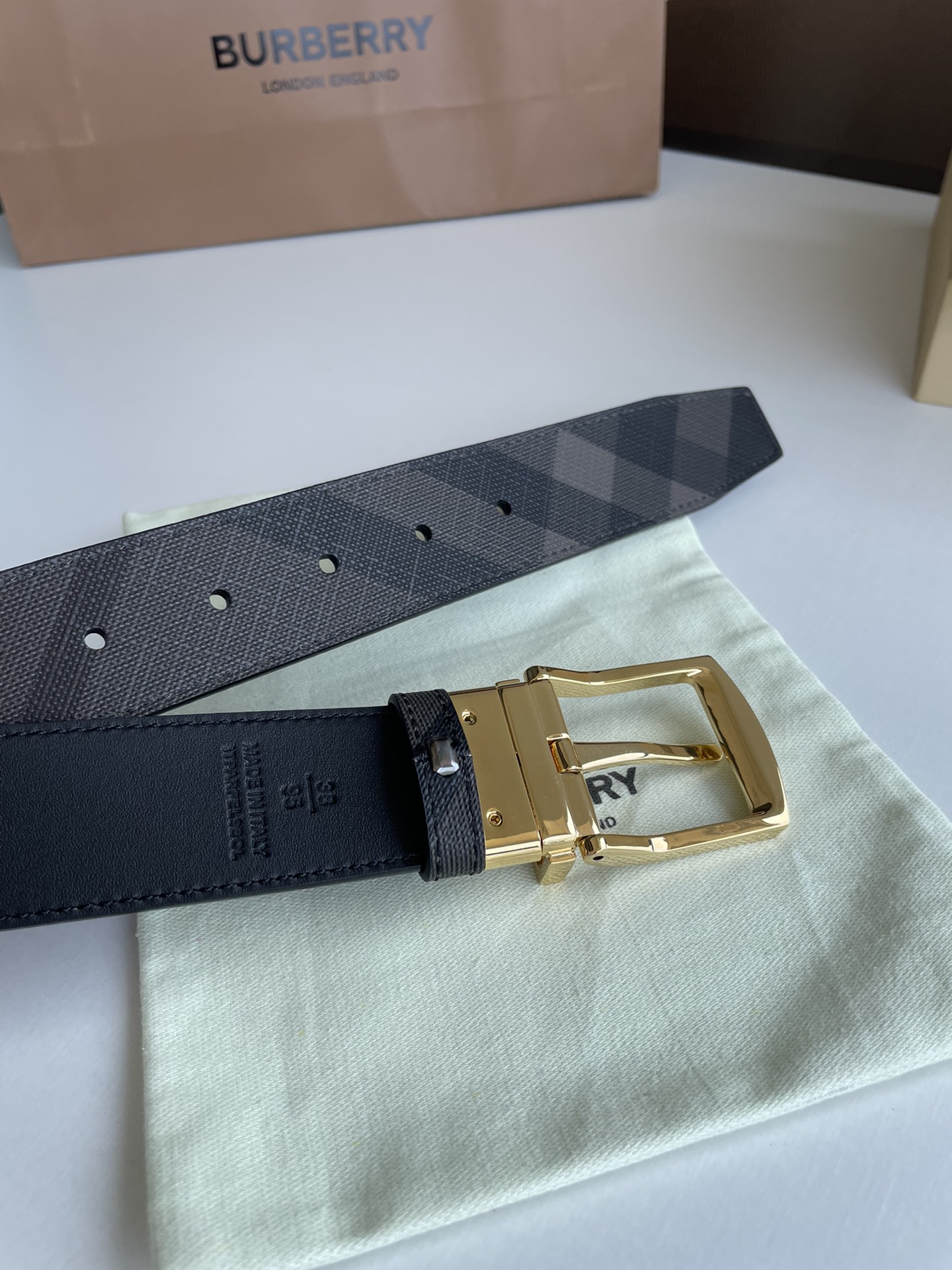 Burberry Male Basic Belt M