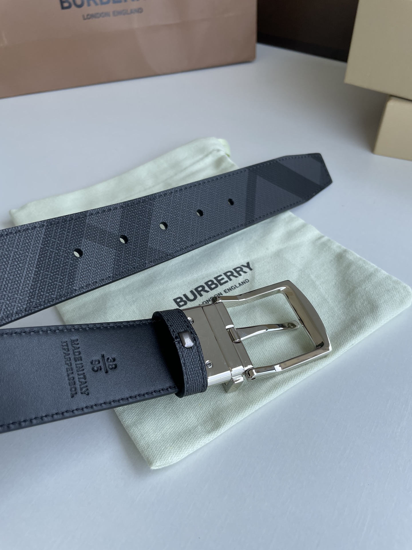 Burberry Male Basic Belt M