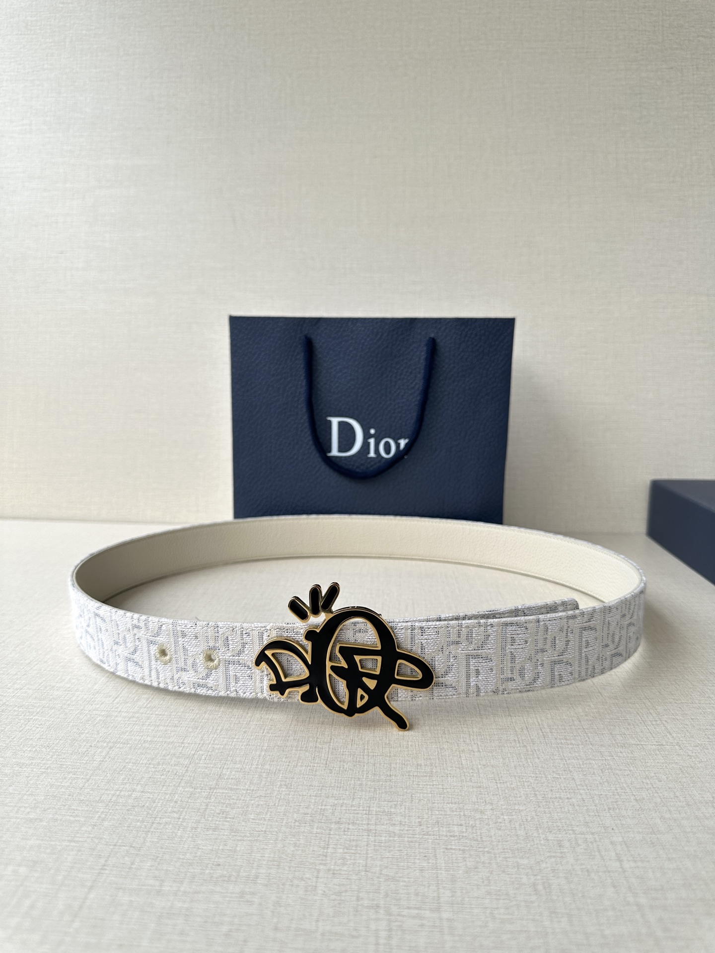 Basic Belt White S-m-l