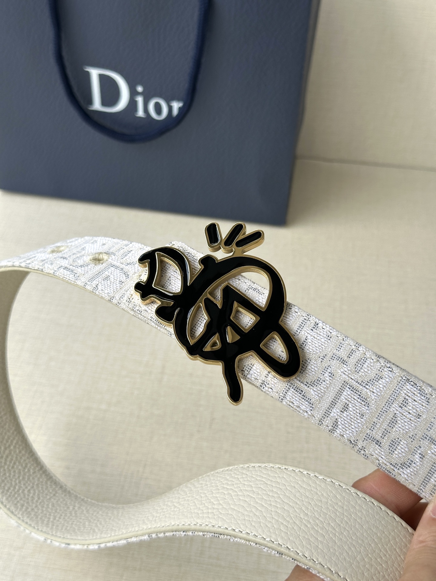 Basic Belt White S-m-l