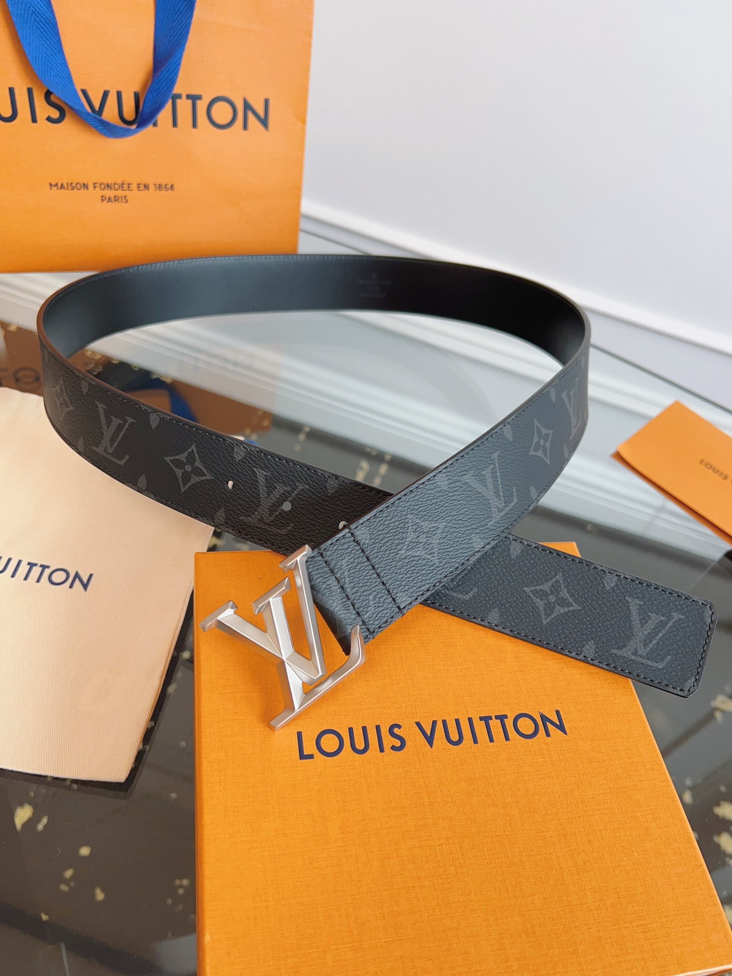 Louis Vuitton Basic Belt M