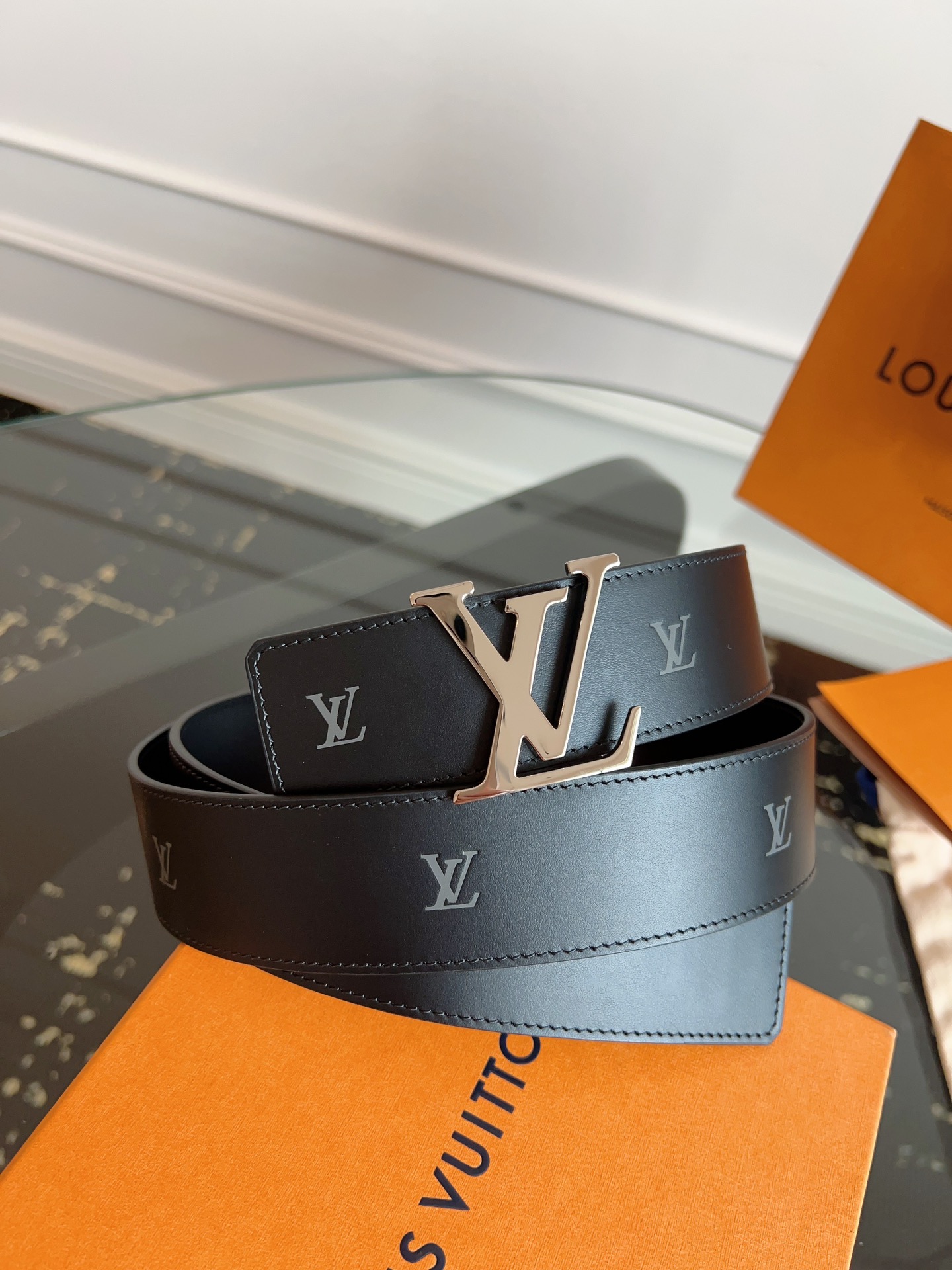 Louis Vuitton Basic Belt M
