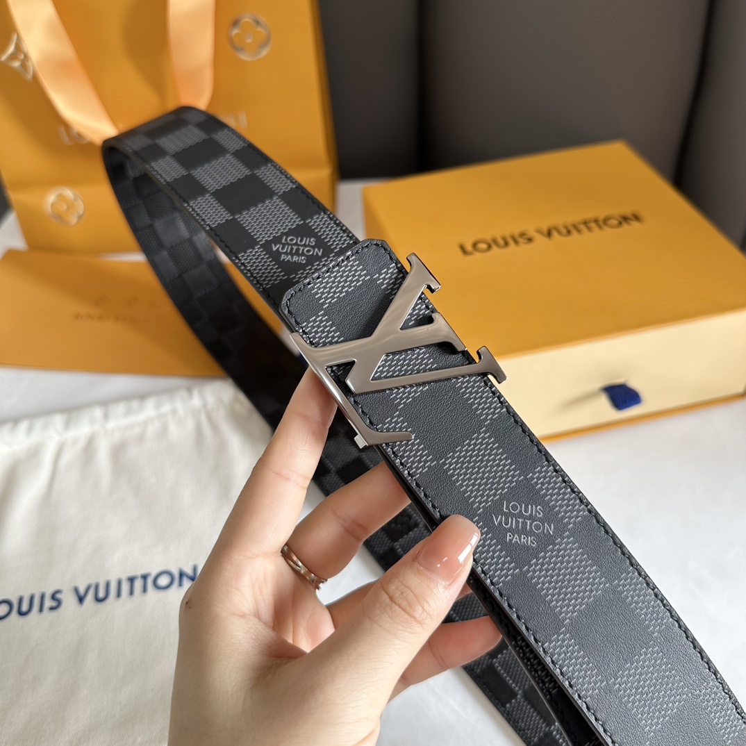 Louis Vuitton Male Basic Belt M-l