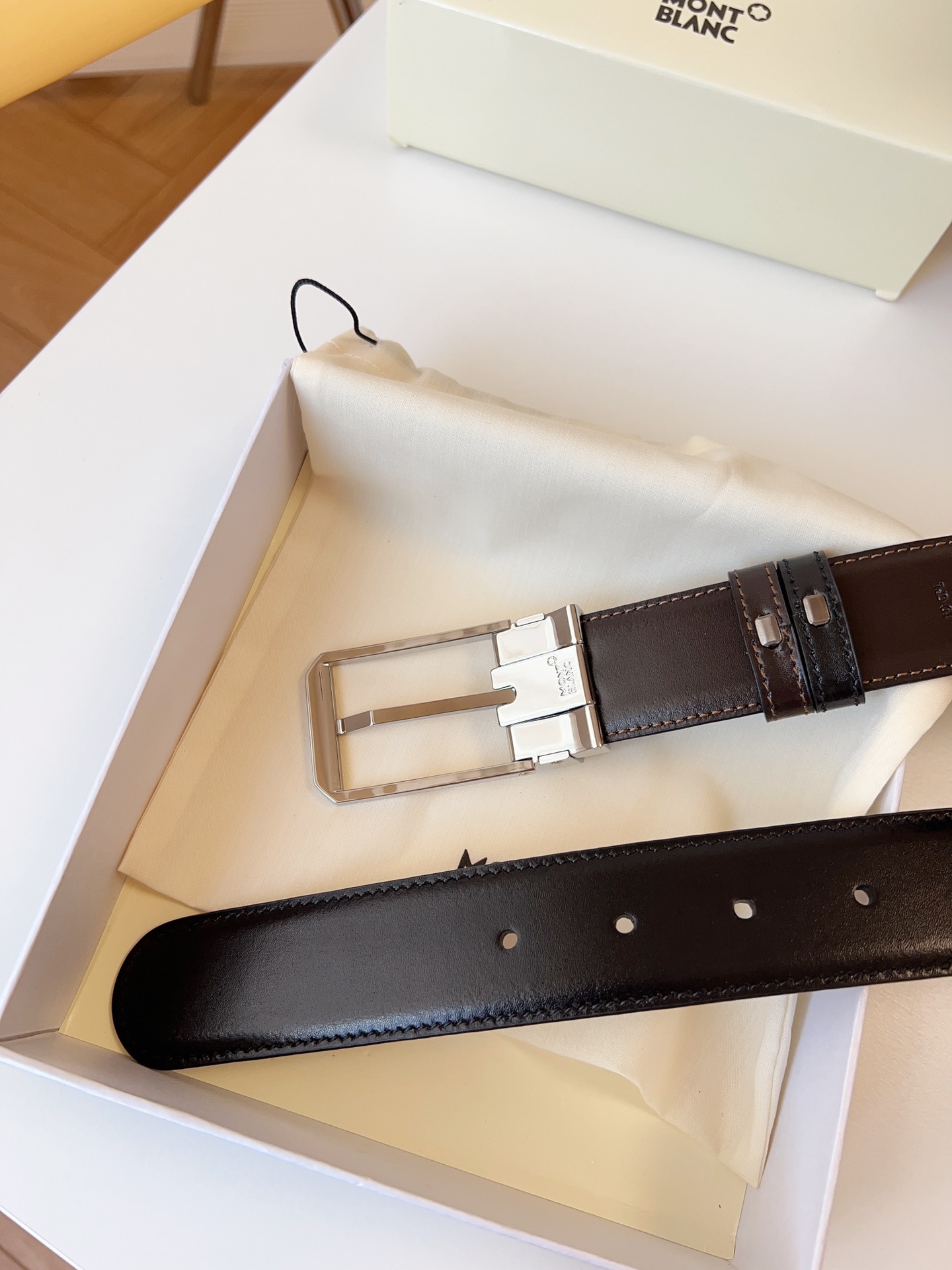 Montblanc Male Leather Belt 35mm