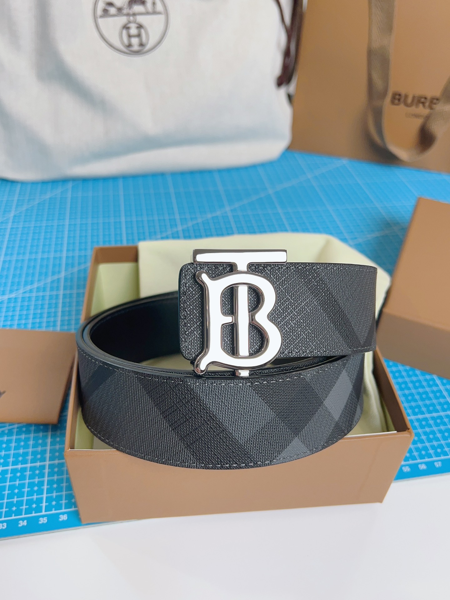 Burberry Male Basic Belt Cow Leather Black