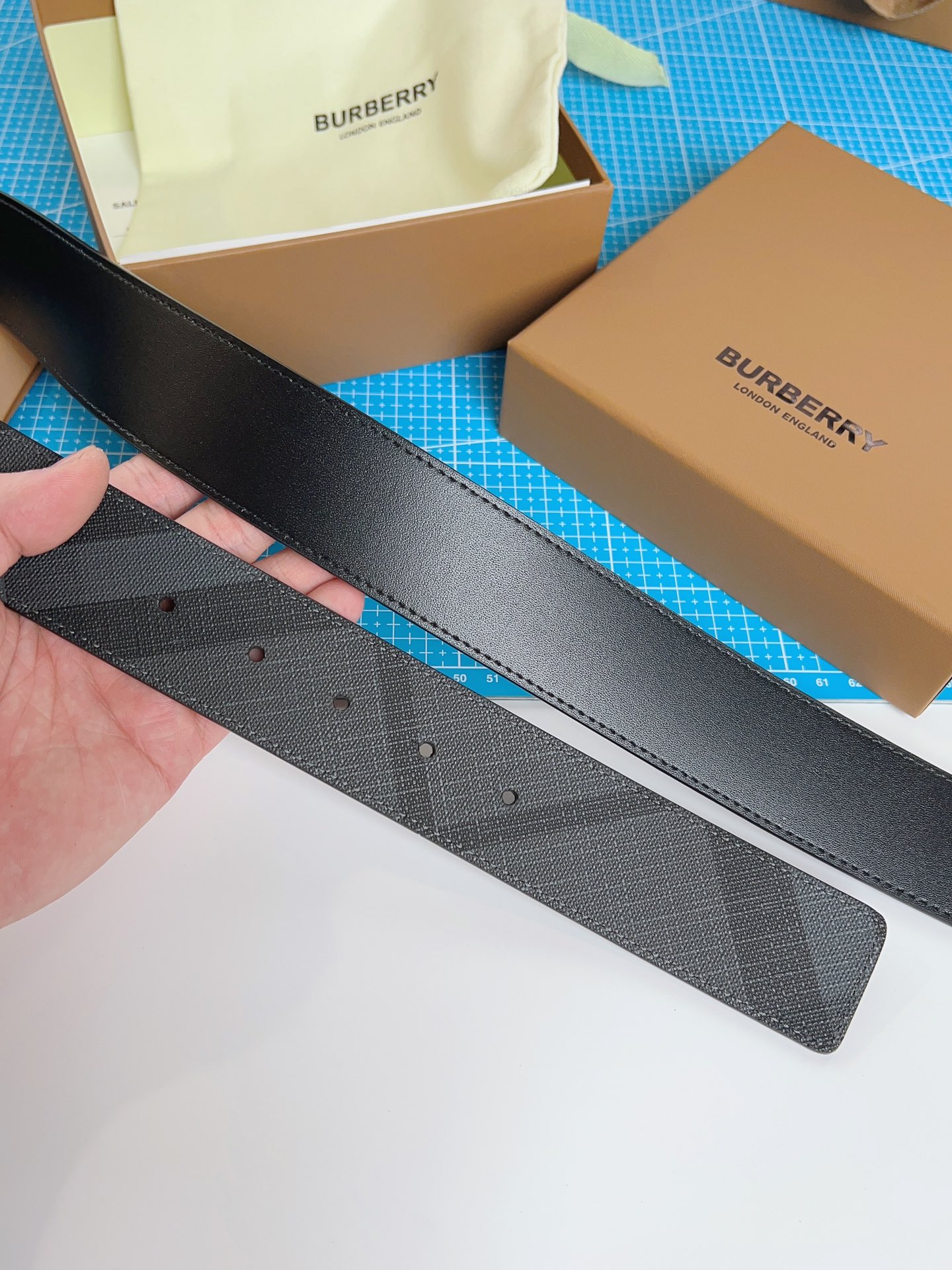 Burberry Male Basic Belt Cow Leather Black