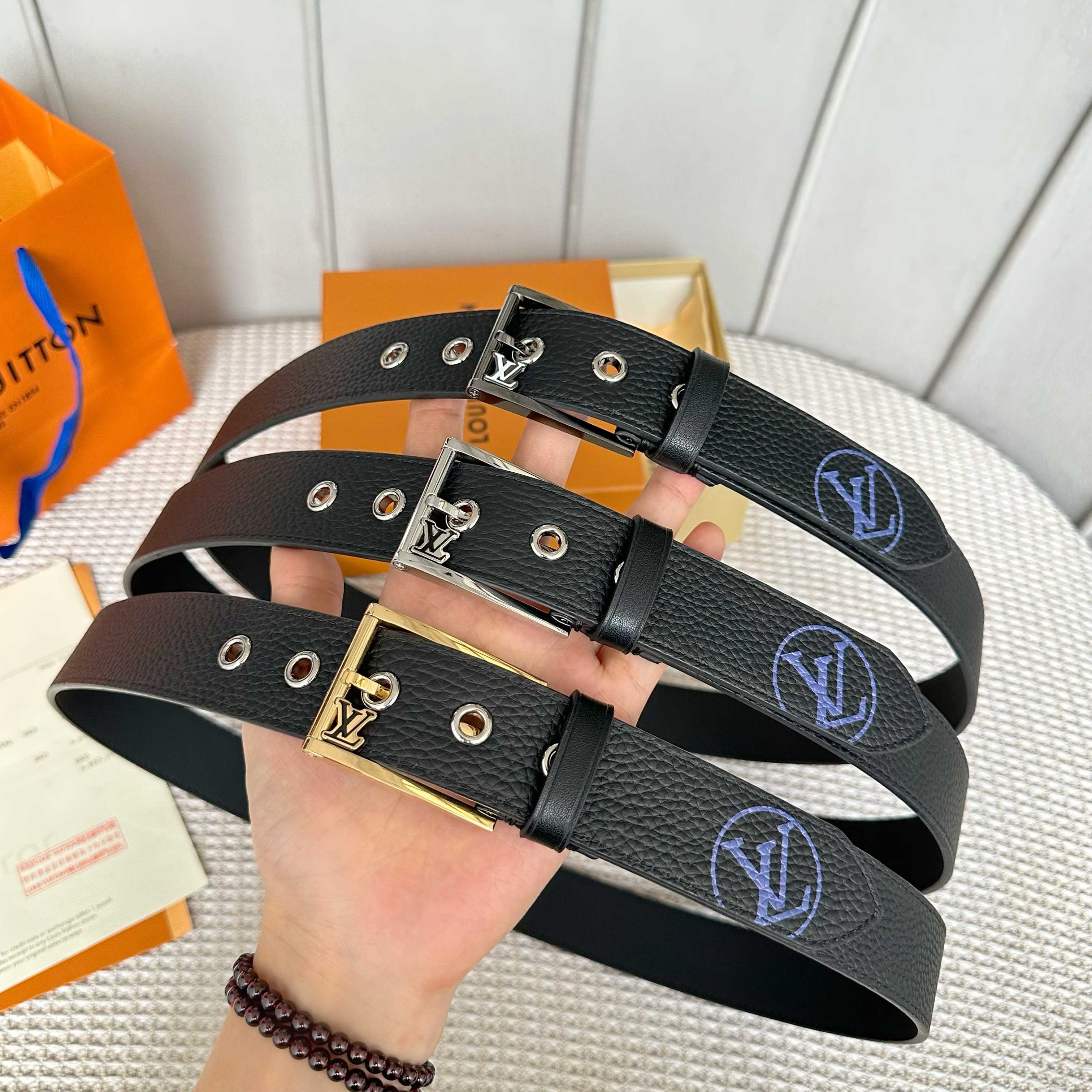 Louis Vuitton Male Basic Belt Cow Leather S-l