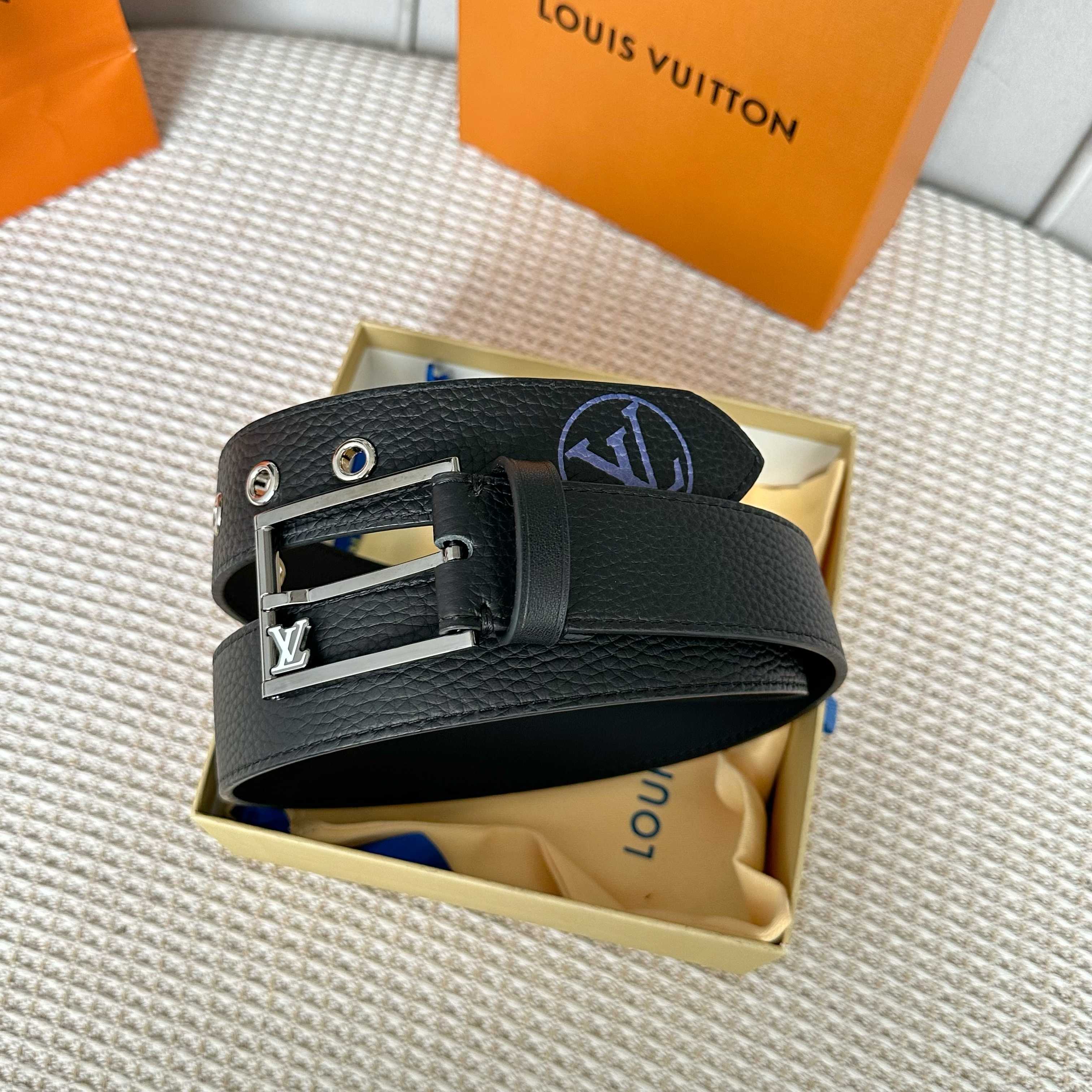 Louis Vuitton Male Basic Belt Cow Leather S-l