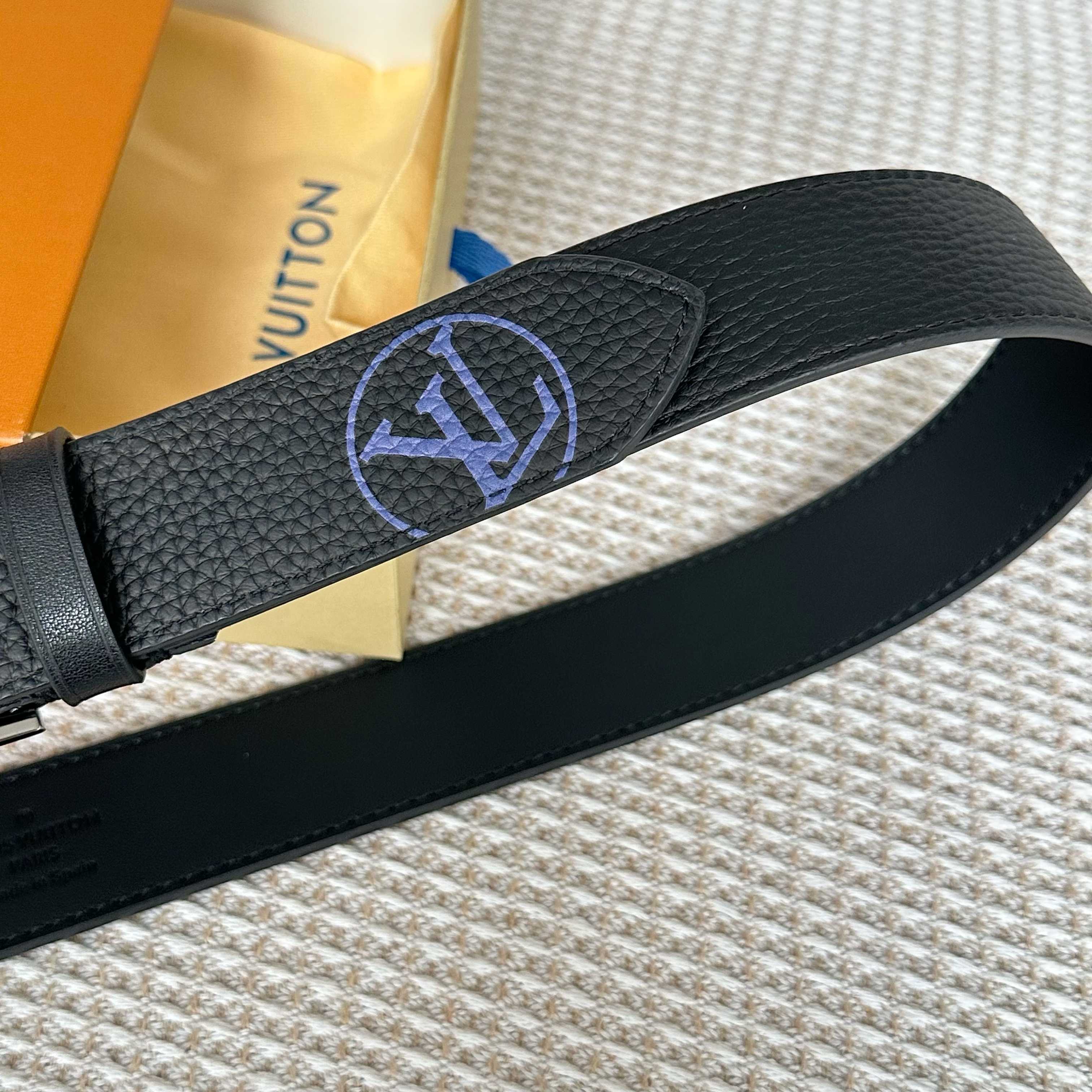 Louis Vuitton Male Basic Belt Cow Leather S-l