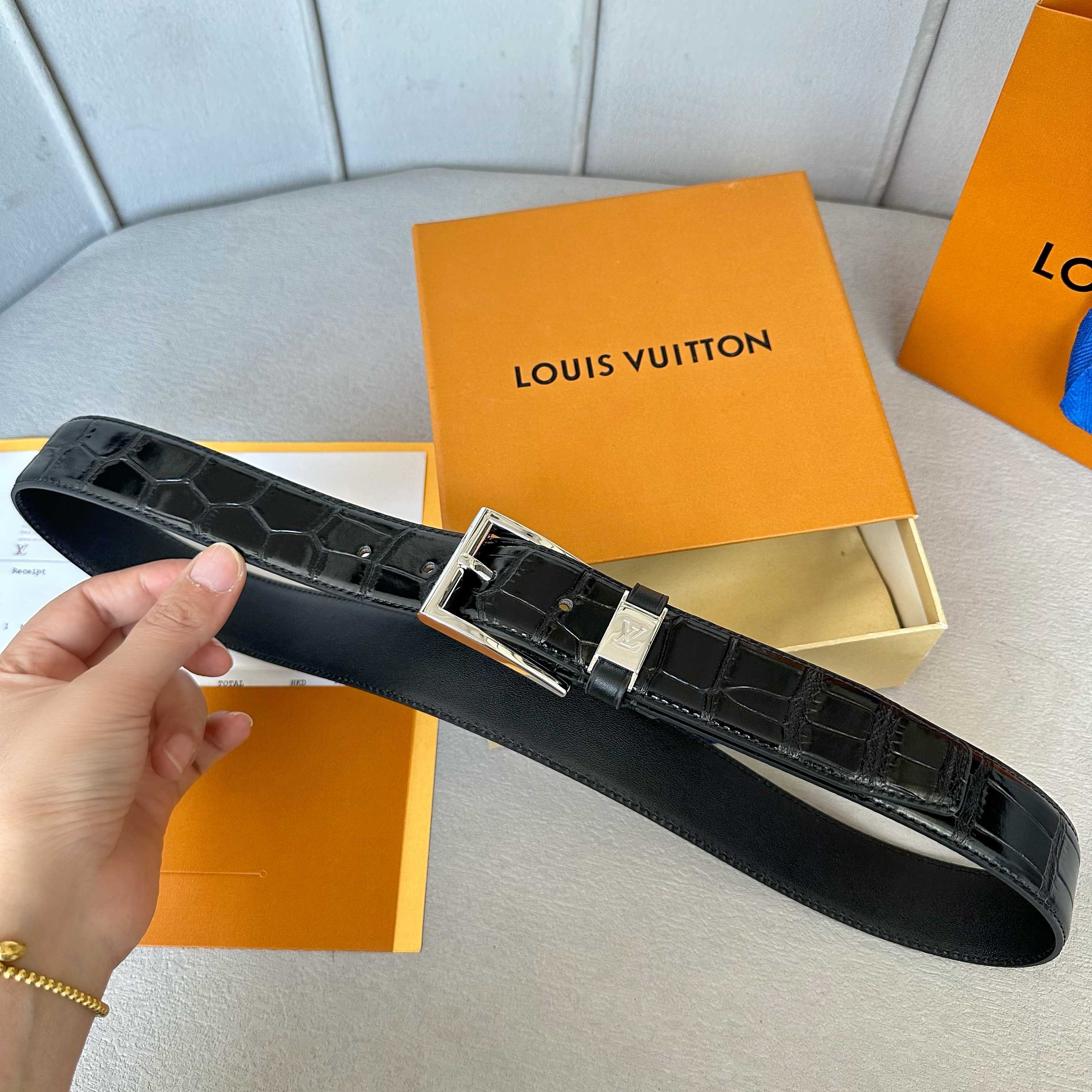 Louis Vuitton Male Basic Belt Cow Leather S-l
