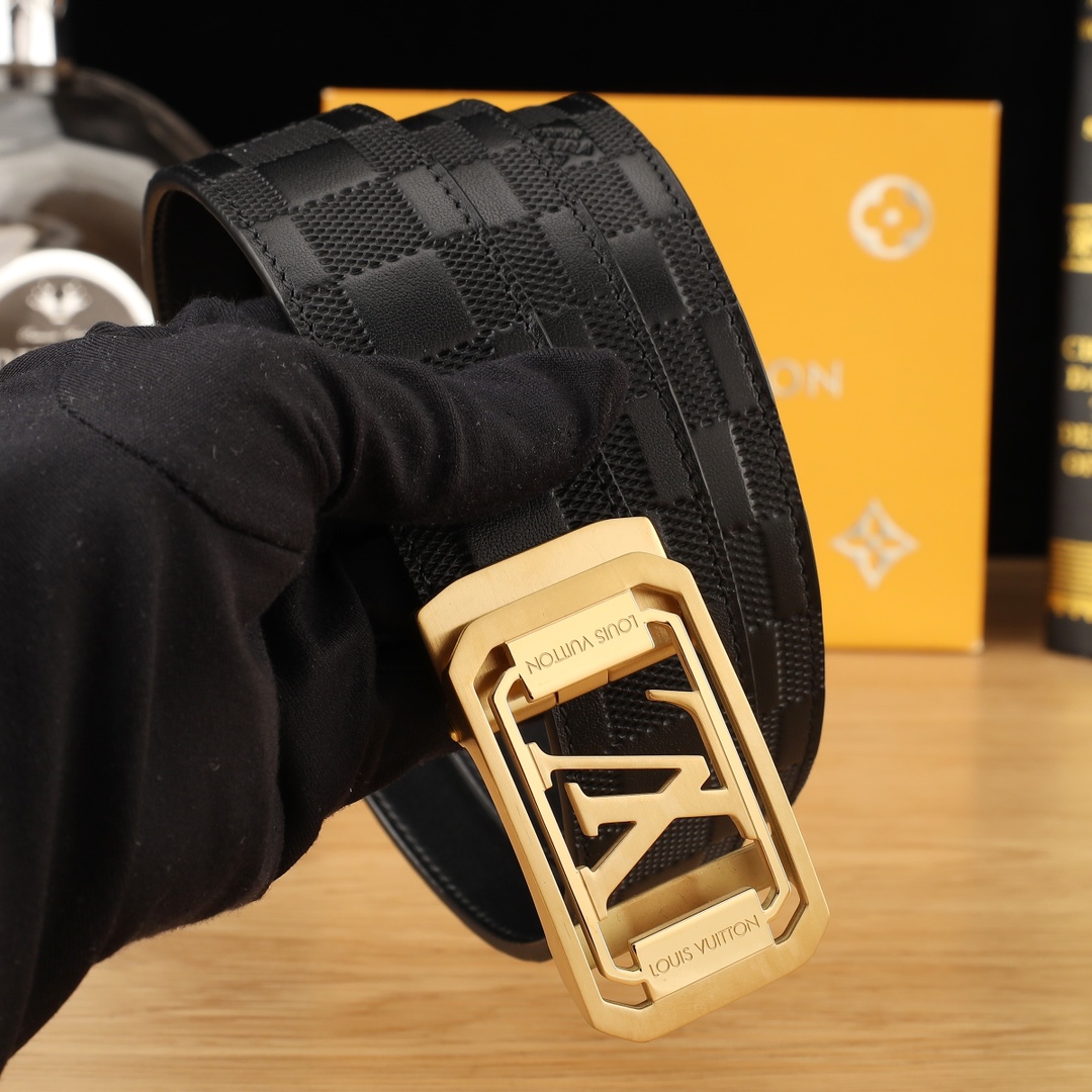 Louis Vuitton Basic Belt