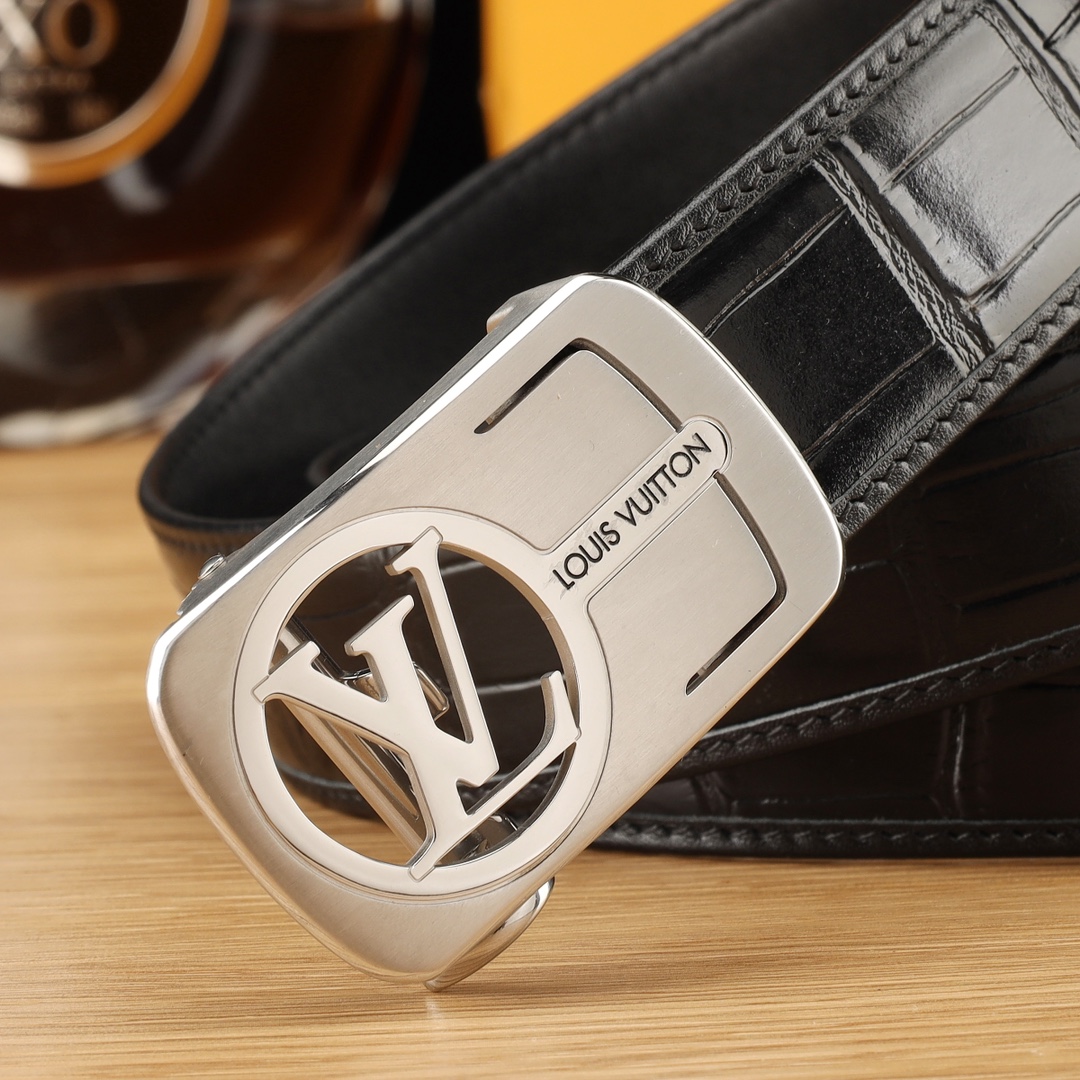 Louis Vuitton Basic Belt