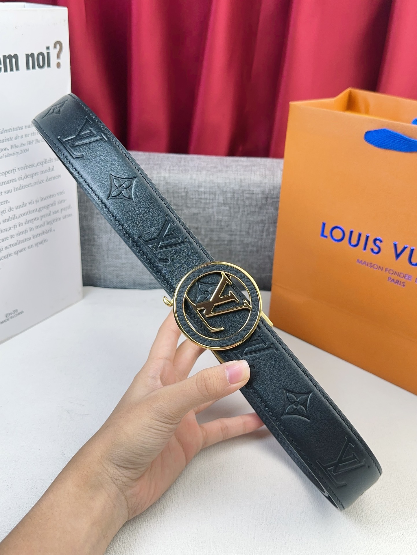 Louis Vuitton Male Leather Belt Cow Leather M-l