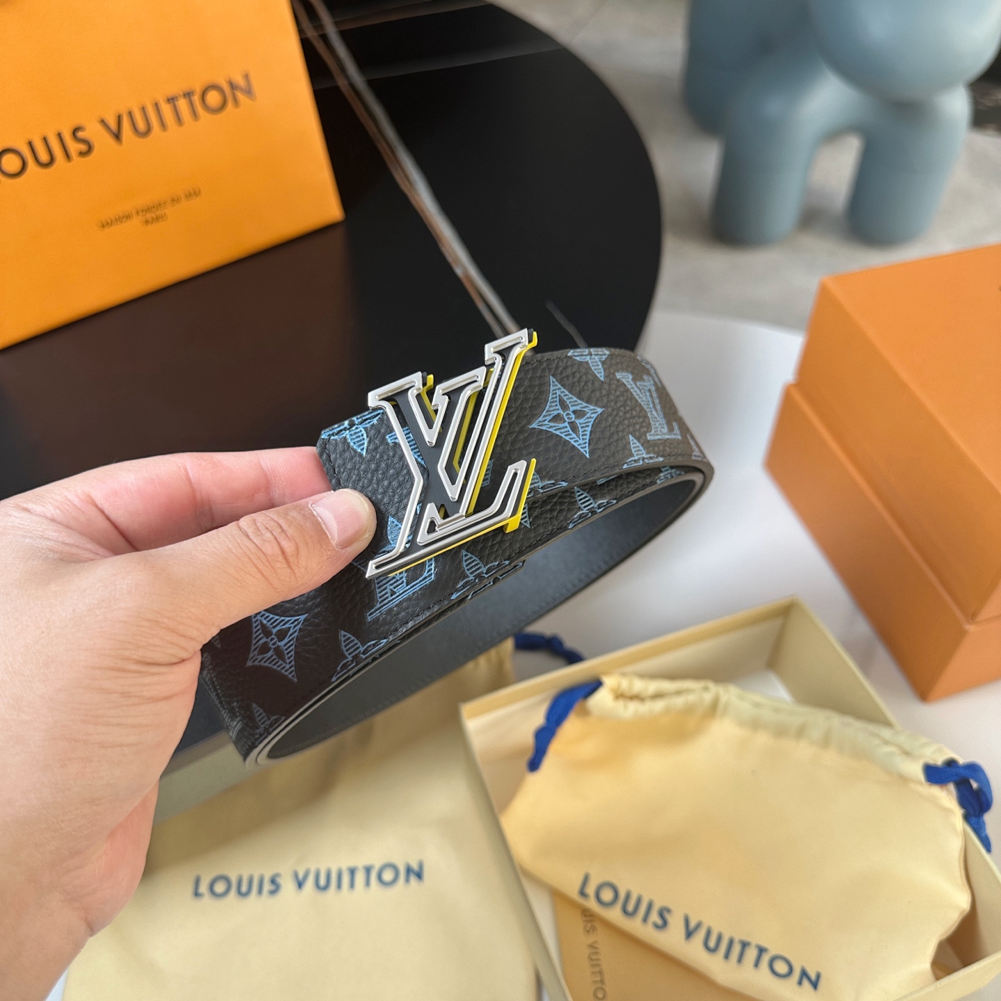 Louis Vuitton Male Basic Belt Cow Leather S-l