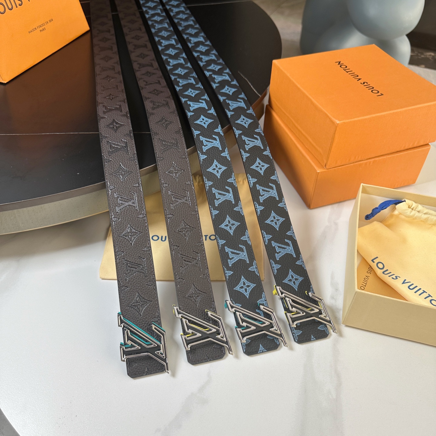 Louis Vuitton Male Basic Belt Cow Leather S-l