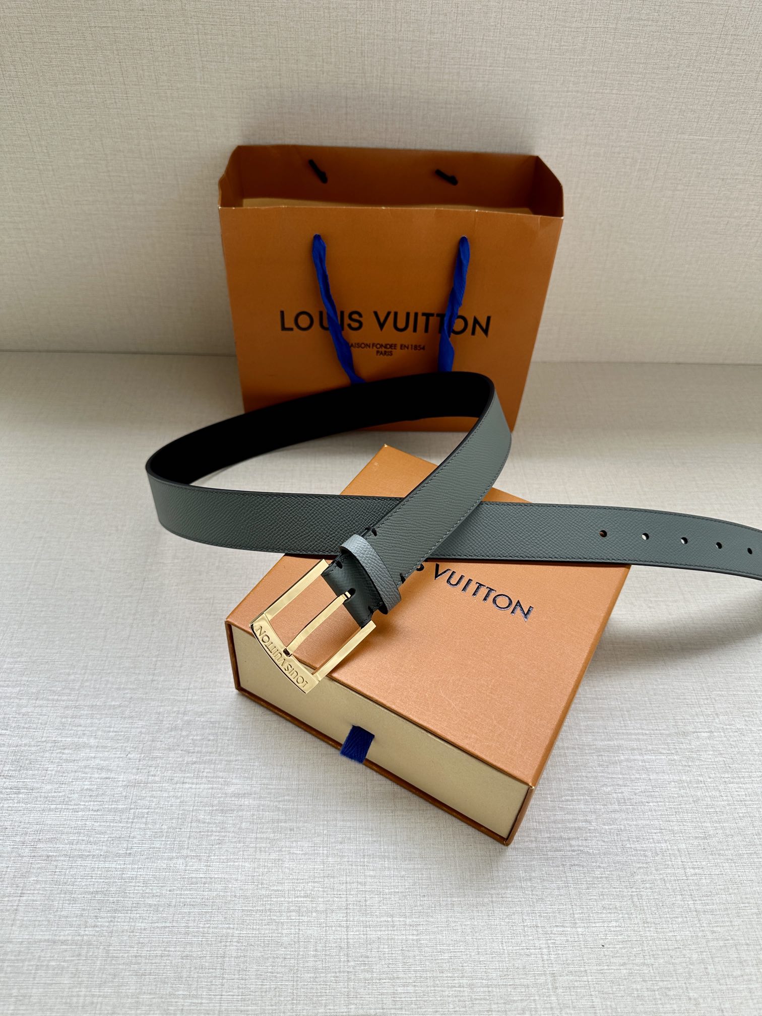 Louis Vuitton Male Basic Belt L