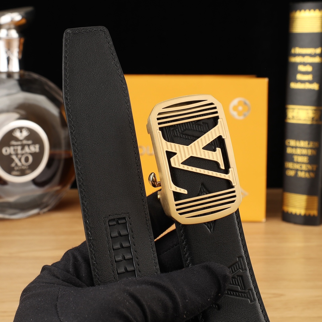 Louis Vuitton Basic Belt