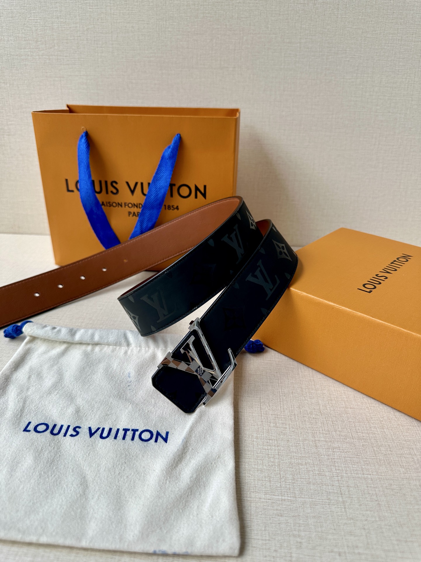 Louis Vuitton Leather Belt S-m-l