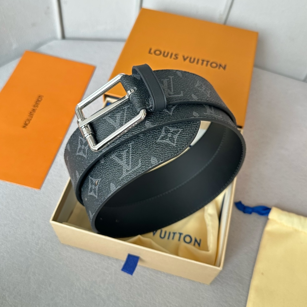 Louis Vuitton Male Basic Belt Cow Leather Black 40mm