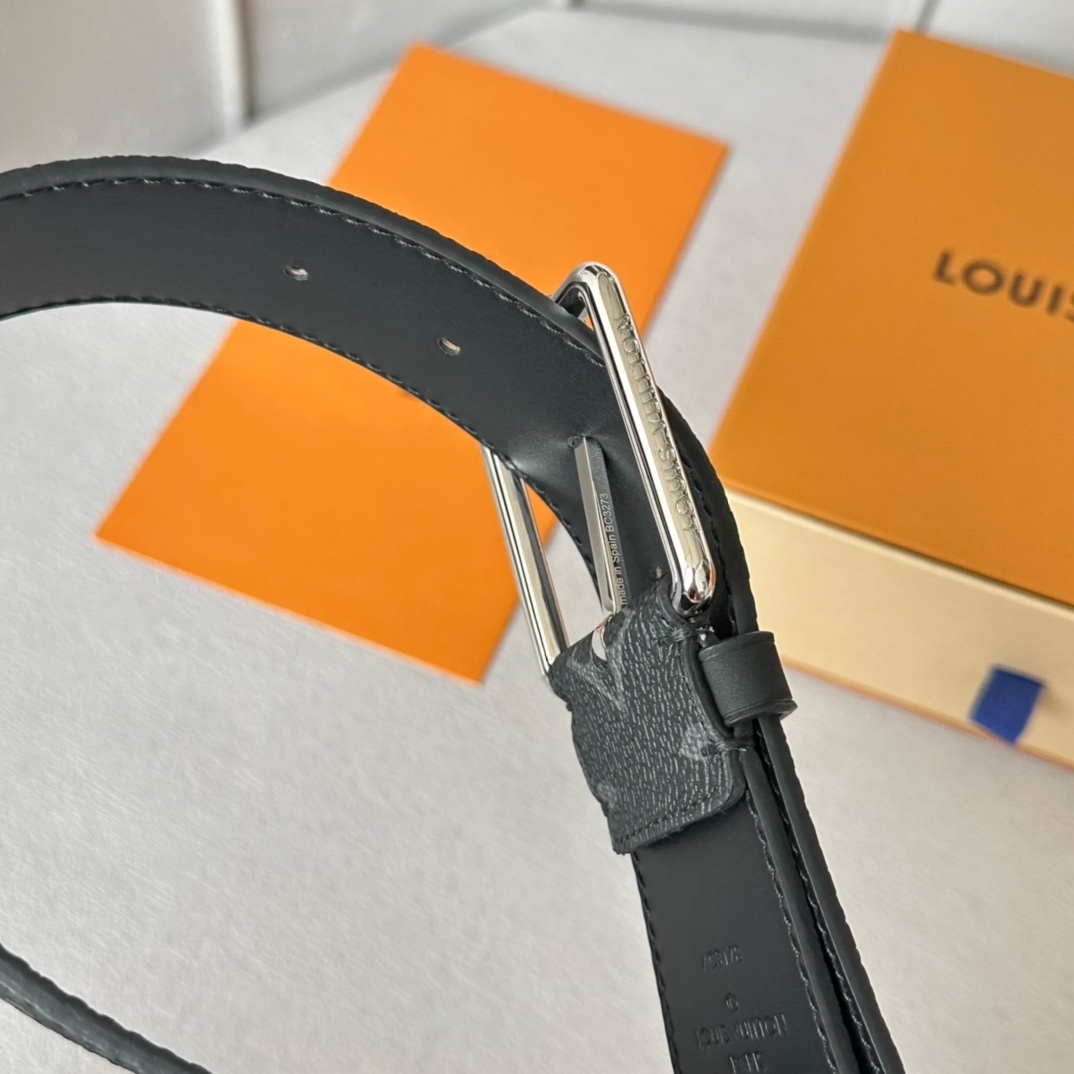 Louis Vuitton Male Basic Belt Cow Leather Black 40mm