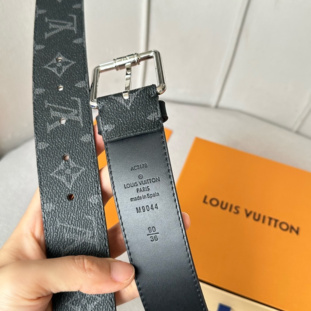 Louis Vuitton Male Basic Belt Cow Leather Black 40mm