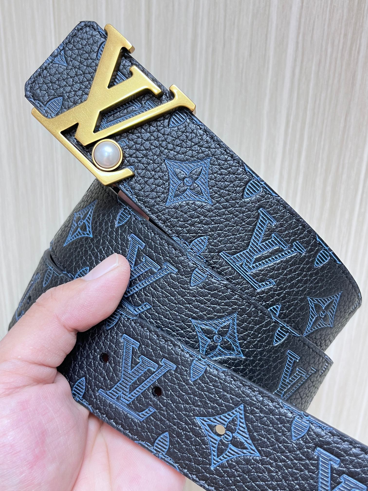 Louis Vuitton Basic Belt Cow Leather Gold M-l