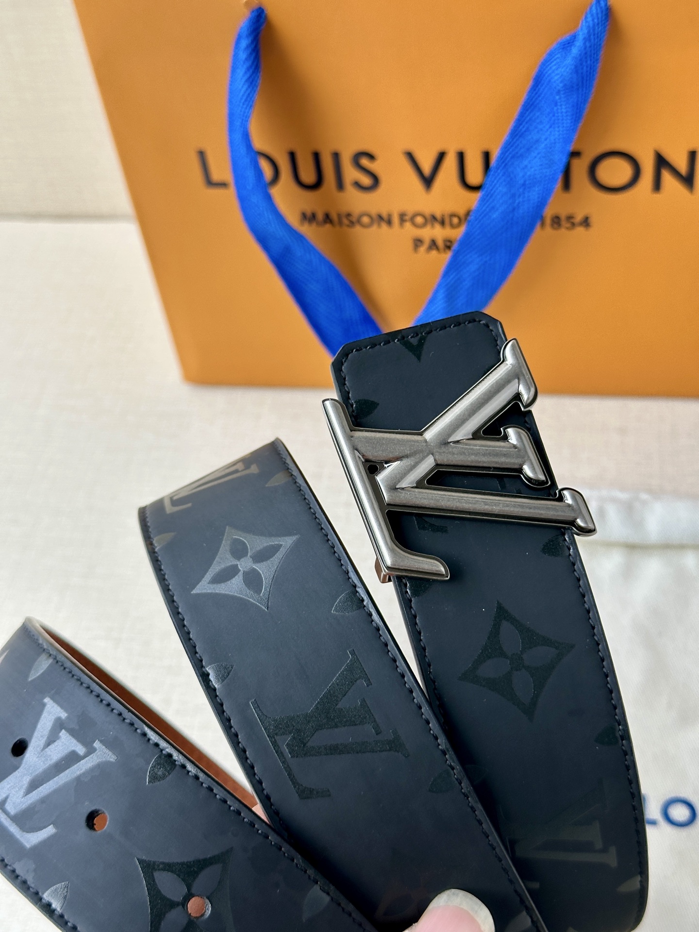 Louis Vuitton Leather Belt S-m-l