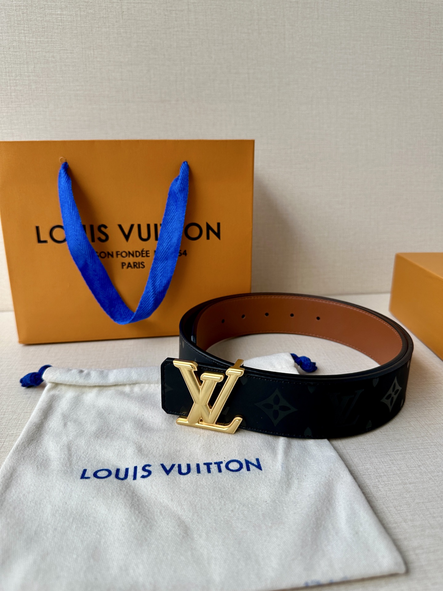 Louis Vuitton Leather Belt S-m-l