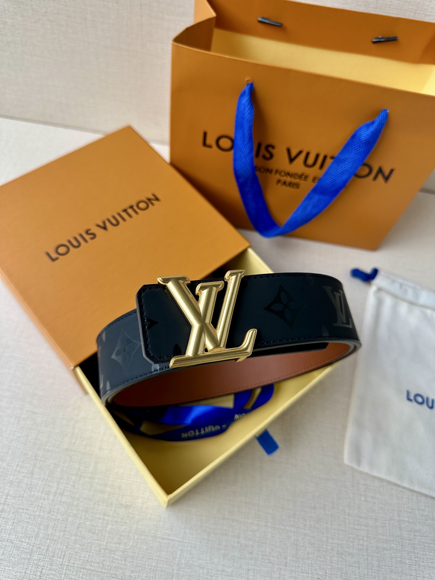 Louis Vuitton Leather Belt S-m-l
