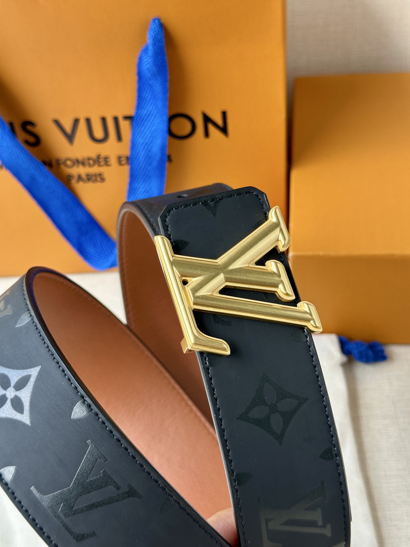 Louis Vuitton Leather Belt S-m-l