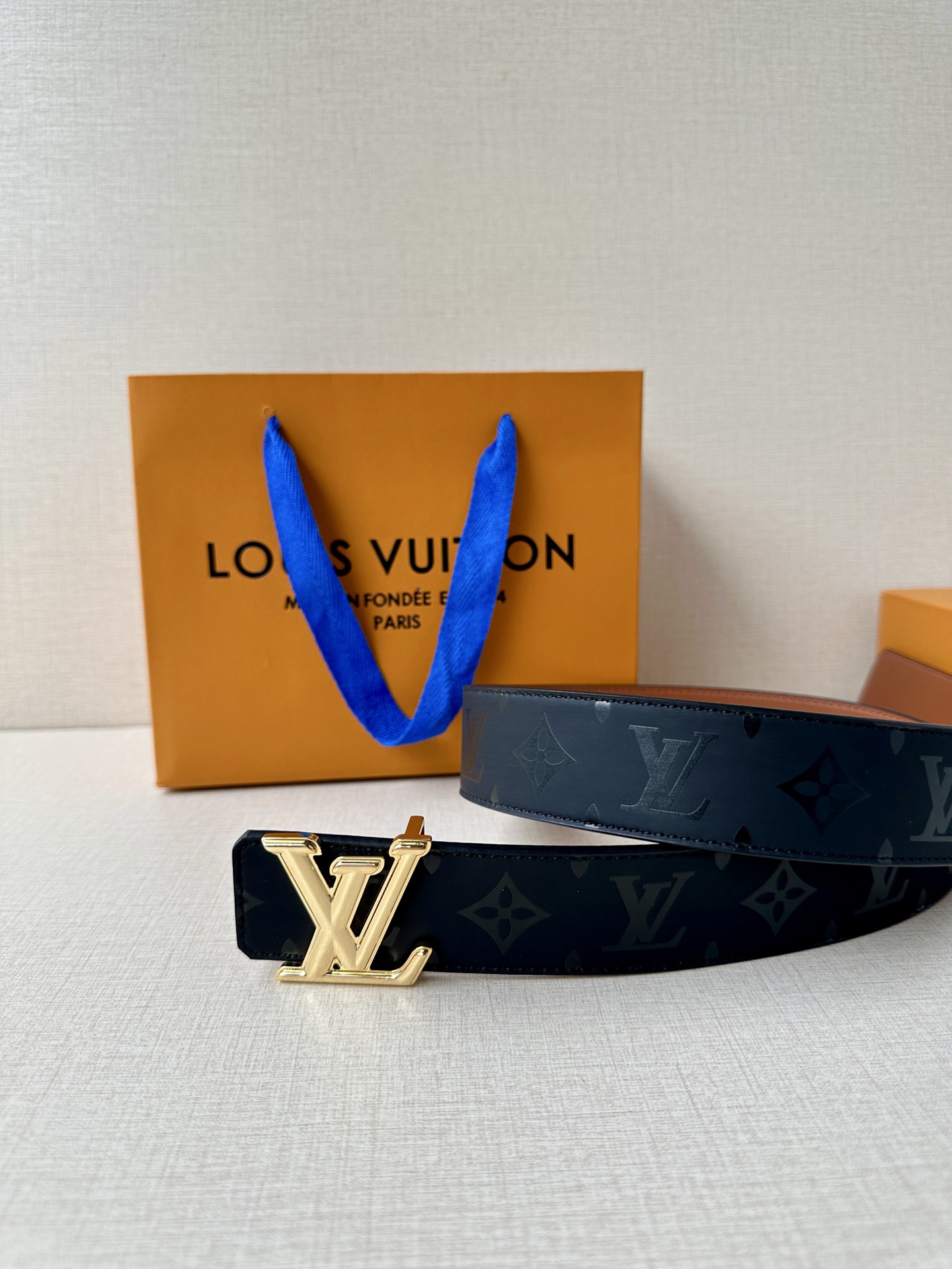 Louis Vuitton Leather Belt S-m-l