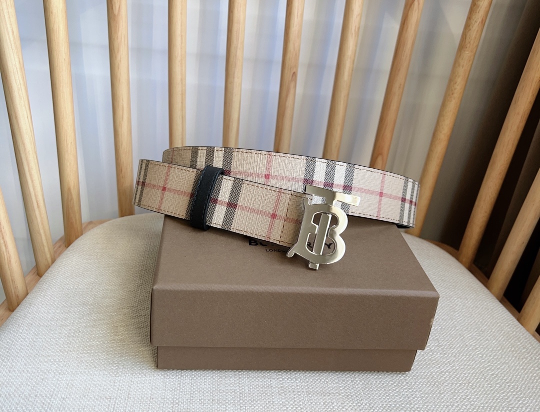 Burberry Basic Belt M-l