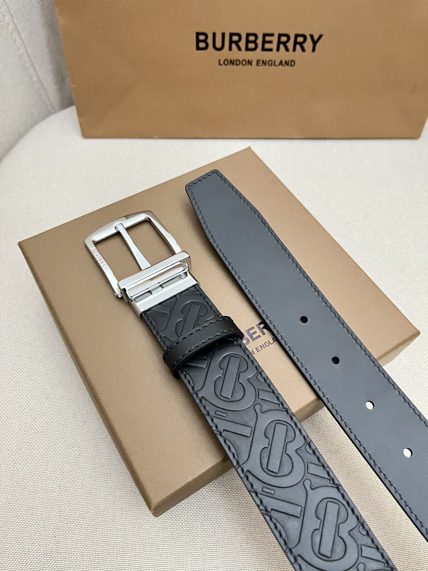 Burberry Male Leather Belt Top Grain Leather M