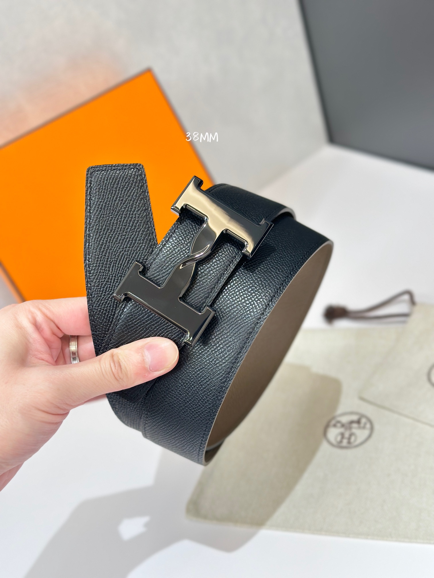 Hermès Basic Belt Cow Leather 38mm-s-l